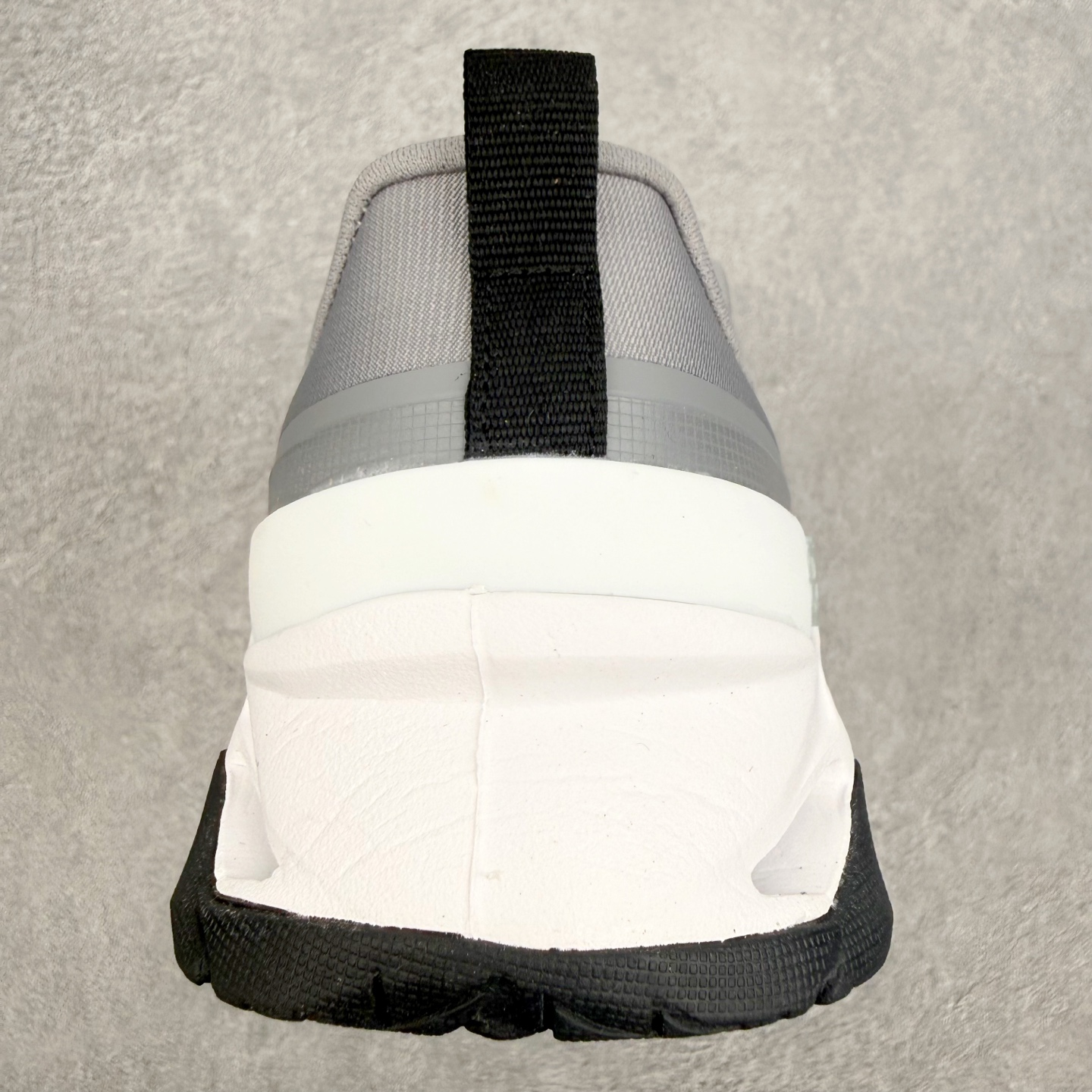 迪桑特DESCENTE TRAINING系列 CIRCUIT WIRE 2.0 BOA舒适贴合耐磨训练鞋