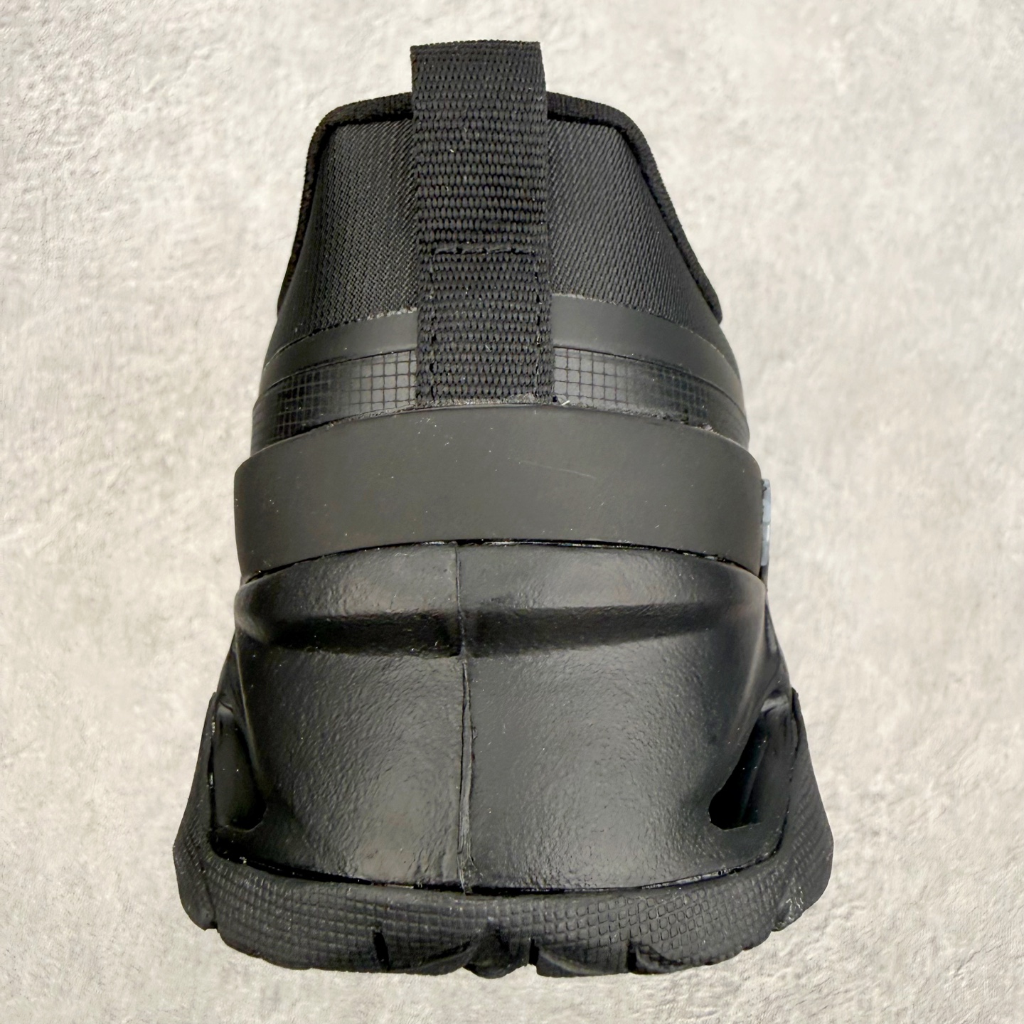 迪桑特DESCENTE TRAINING系列 CIRCUIT WIRE 2.0 BOA舒适贴合耐磨训练鞋