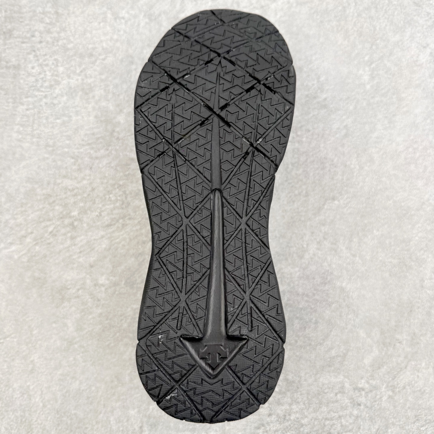 迪桑特DESCENTE TRAINING系列 CIRCUIT WIRE 2.0 BOA舒适贴合耐磨训练鞋