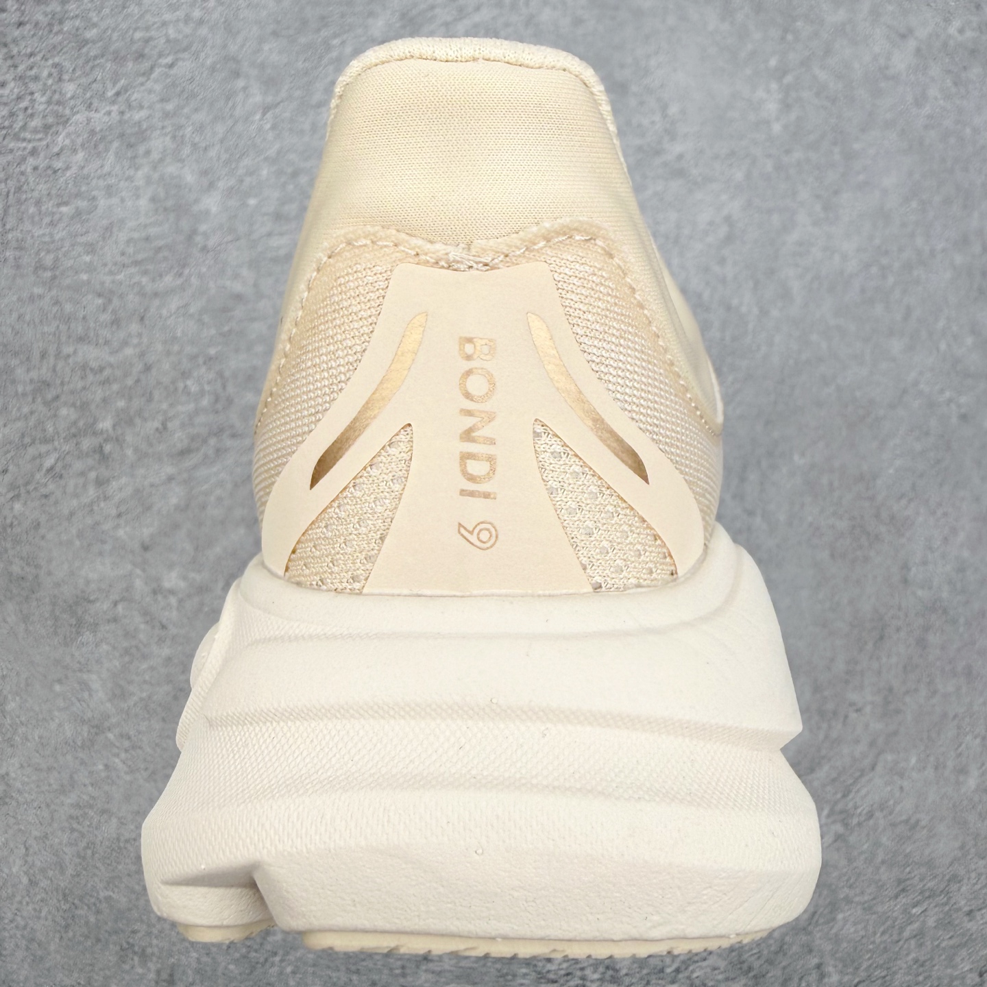 HOKA ONE ONE Bondi 9 WIDE 邦迪九代舒适防滑耐磨低帮休闲跑步鞋 HOKA ONE