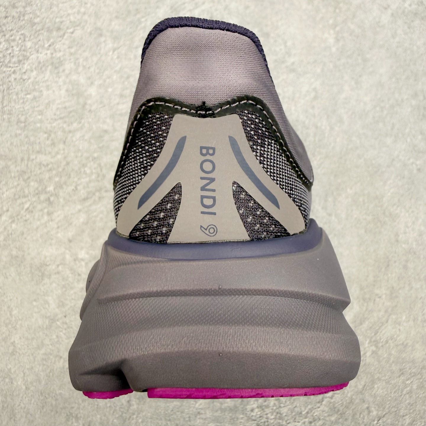 HOKA ONE ONE Bondi 9 WIDE 邦迪九代舒适防滑耐磨低帮休闲跑步鞋 HOKA ONE