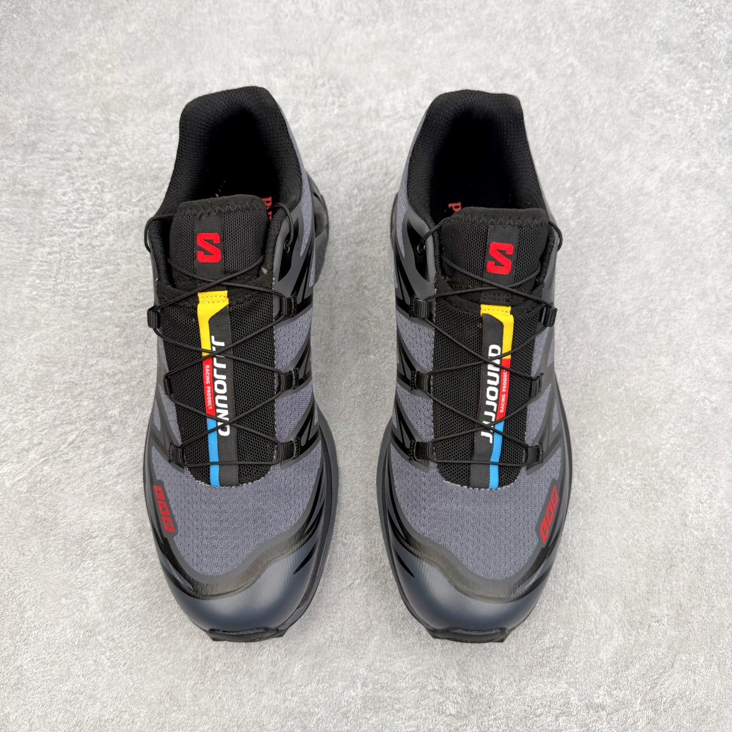 图片[2]-Salomon XT-6 萨洛蒙复古潮流户外机能登山跑鞋 纯原外贸平台特供订单 耗时半年巨作 全套原纸板楦头开发 原厂特供网布配套加持 确保原汁原味 完美呈现版型 原档数据独家私模五层组合大底 原装Ortholite轻量化鞋垫 中底布带钢印编号 原厂TPU锁扣 进口港宝加持 后跟自然饱满 还原公司包裹性 鞋面以“锯齿”状的包裹系统呈现 在基色底之下加入了各种色点缀 将公司的最新技术和时尚前卫的造型融入耐用的长跑款式中 鞋面由 TPU 薄膜制成 并焊接在高耐磨网眼上 使其既时尚又坚固 由 ACS底盘支撑 可增强稳定性和支撑力 以及由橡胶凸耳 Contragrip外底覆盖的 EVA 缓冲中底 旨在应对崎岖的地形 鞋舌上的彩色Salomon 标签、Quicklace 系统以及鞋头、鞋舌和鞋跟上的附加品牌使细节更加完美 让穿着者可以轻松驾驭户外与通勤下的任何运动生活场景 无缝鞋身户外随意纵横 颜值与脚感兼备 出街通勤 绝对非常吸睛 你值得拥有 尺码：36 36.5 37.5 38 38.5 39 40 40.5 41 42 42.5 43 44 44.5 45 注意：偏小1码-选品中心