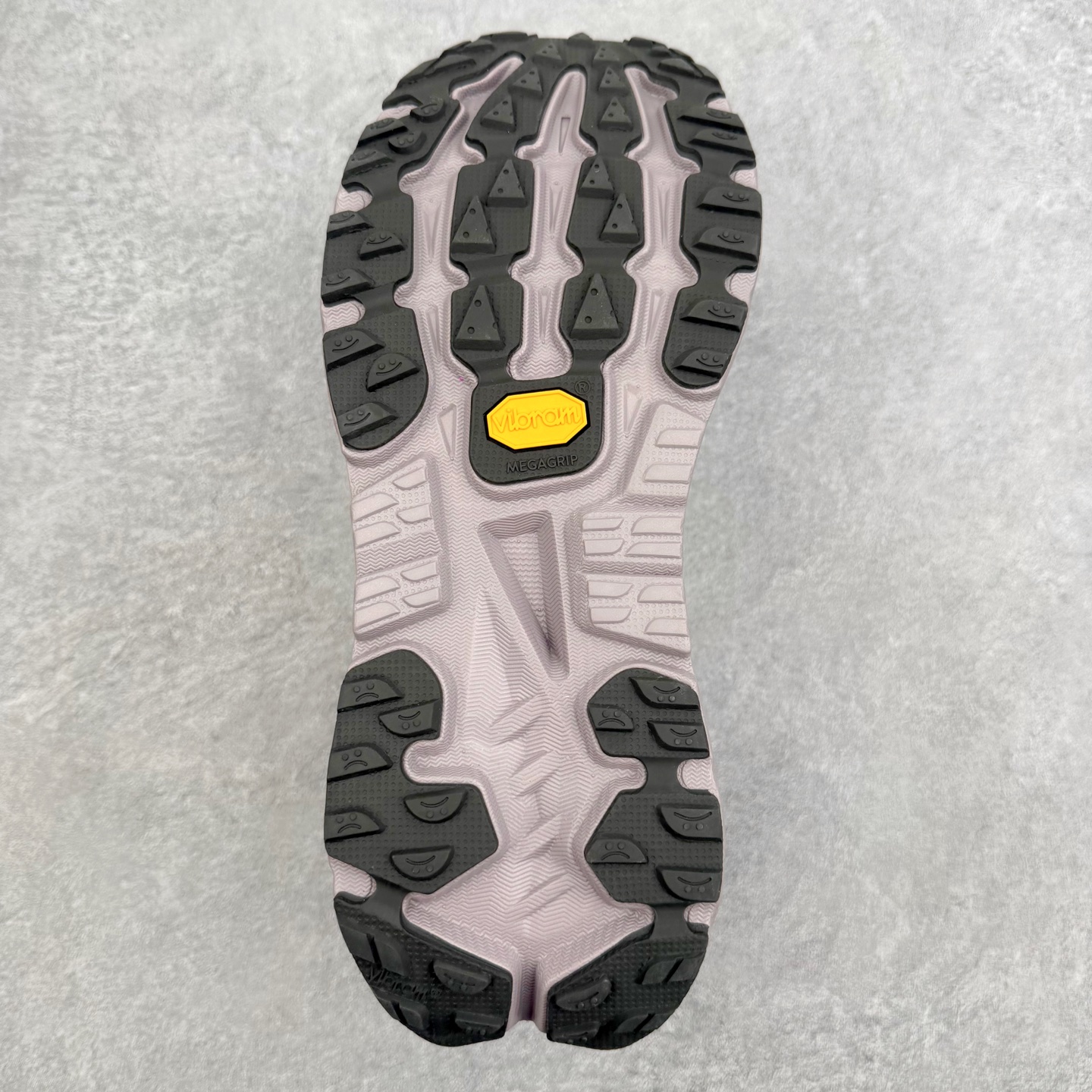 HOKA ONE ONE Mafate X 舒适轻盈低帮休闲越野跑步鞋 HOKA ONE ONE是来自美