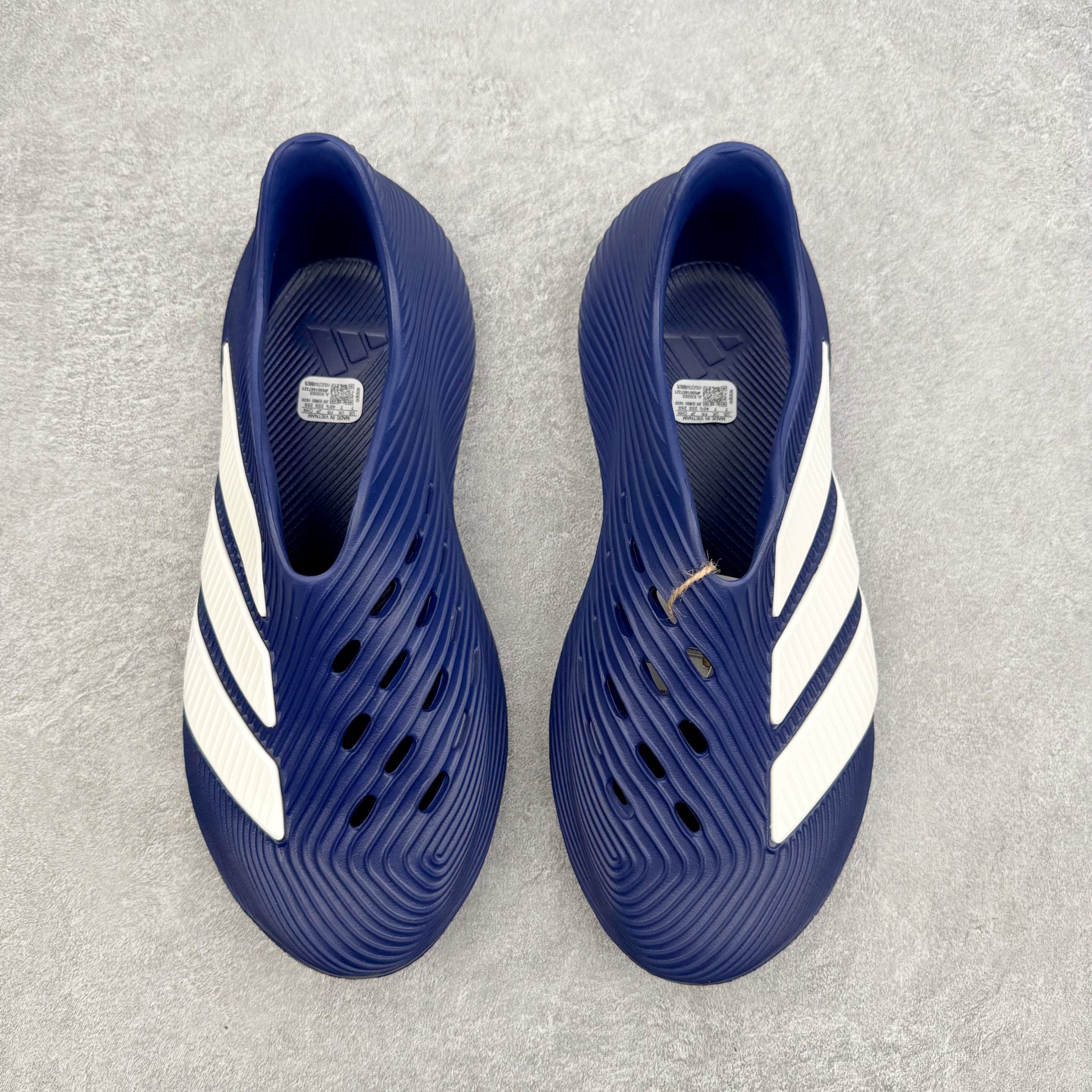 AD Purechill 梅西同款舒适柔软橡胶减震生活休闲鞋 男女同款 作为品牌全新推出的恢复型一脚蹬鞋