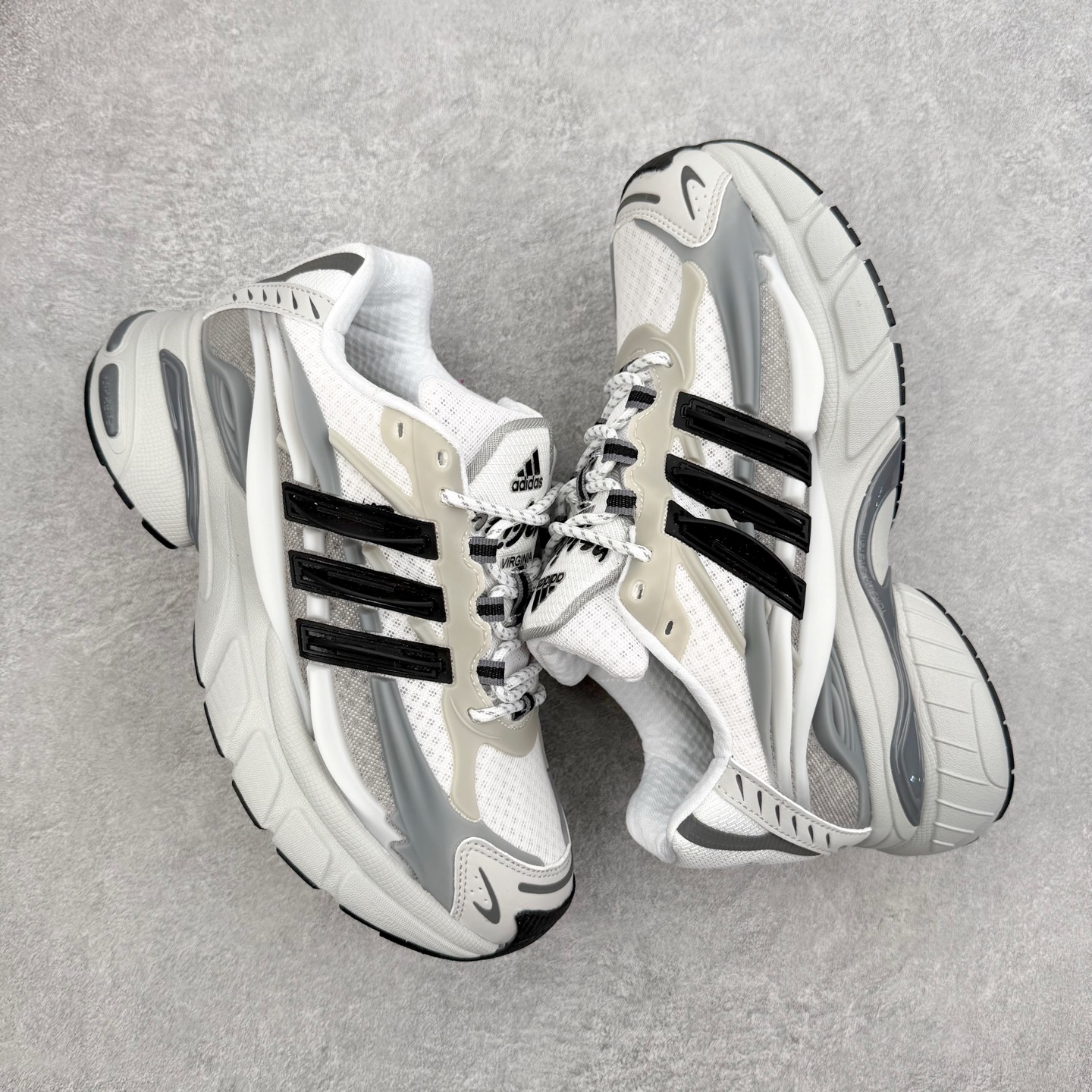 Pharrell x adidas Adistar Jellyfish 低帮水母复古风老爹鞋 Adist