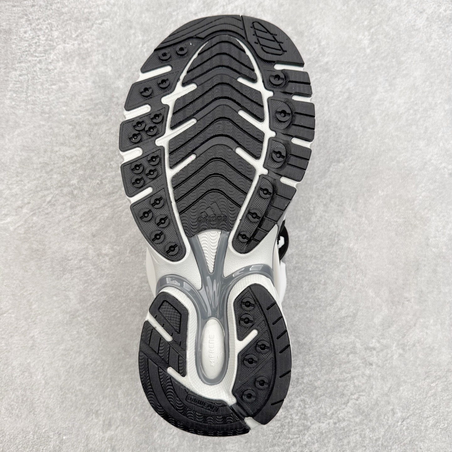 Pharrell x adidas Adistar Jellyfish 低帮水母复古风老爹鞋 Adist