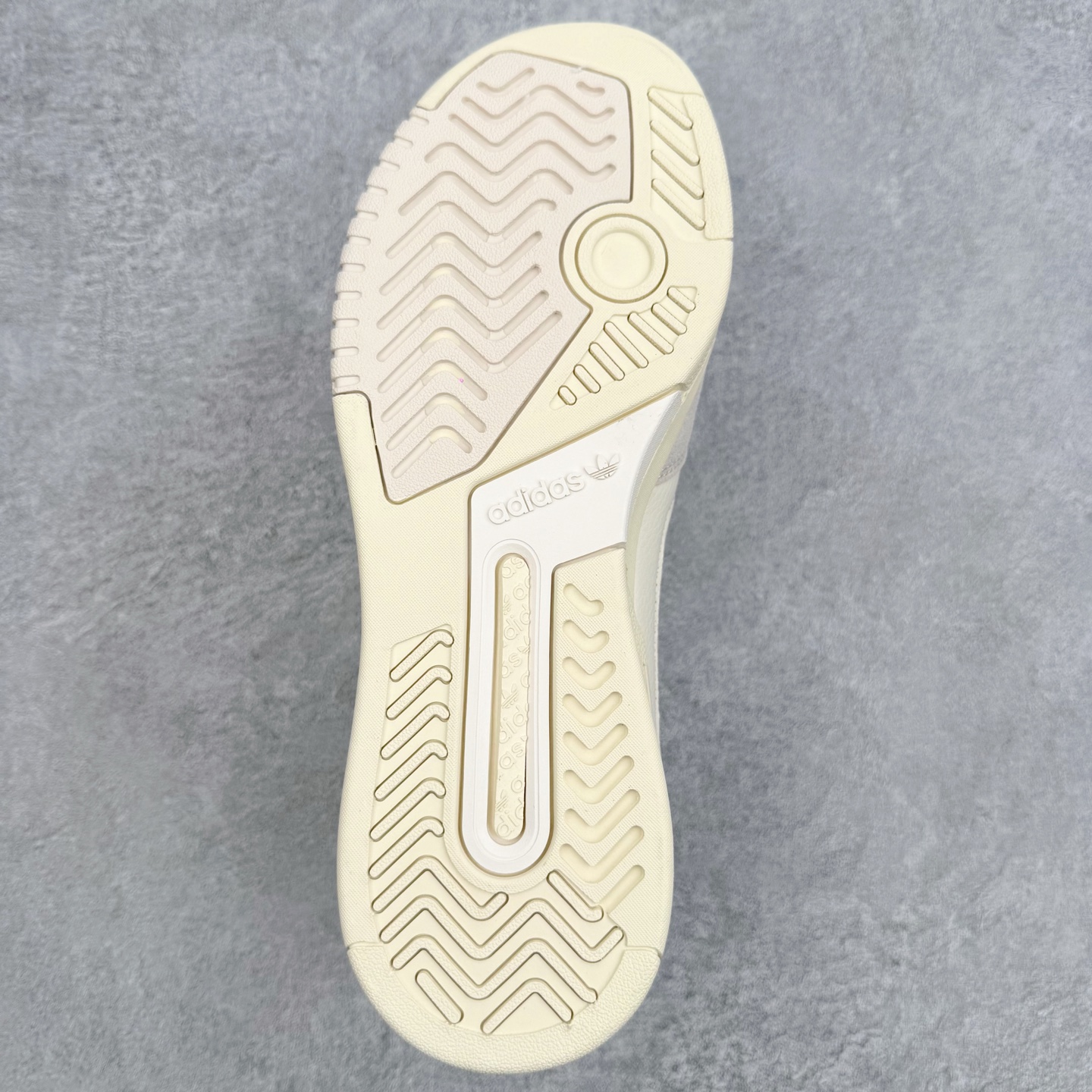 AD Originals DROP STEP Low 2.0 三叶草新款 低帮校园休闲运动板鞋 汇聚80