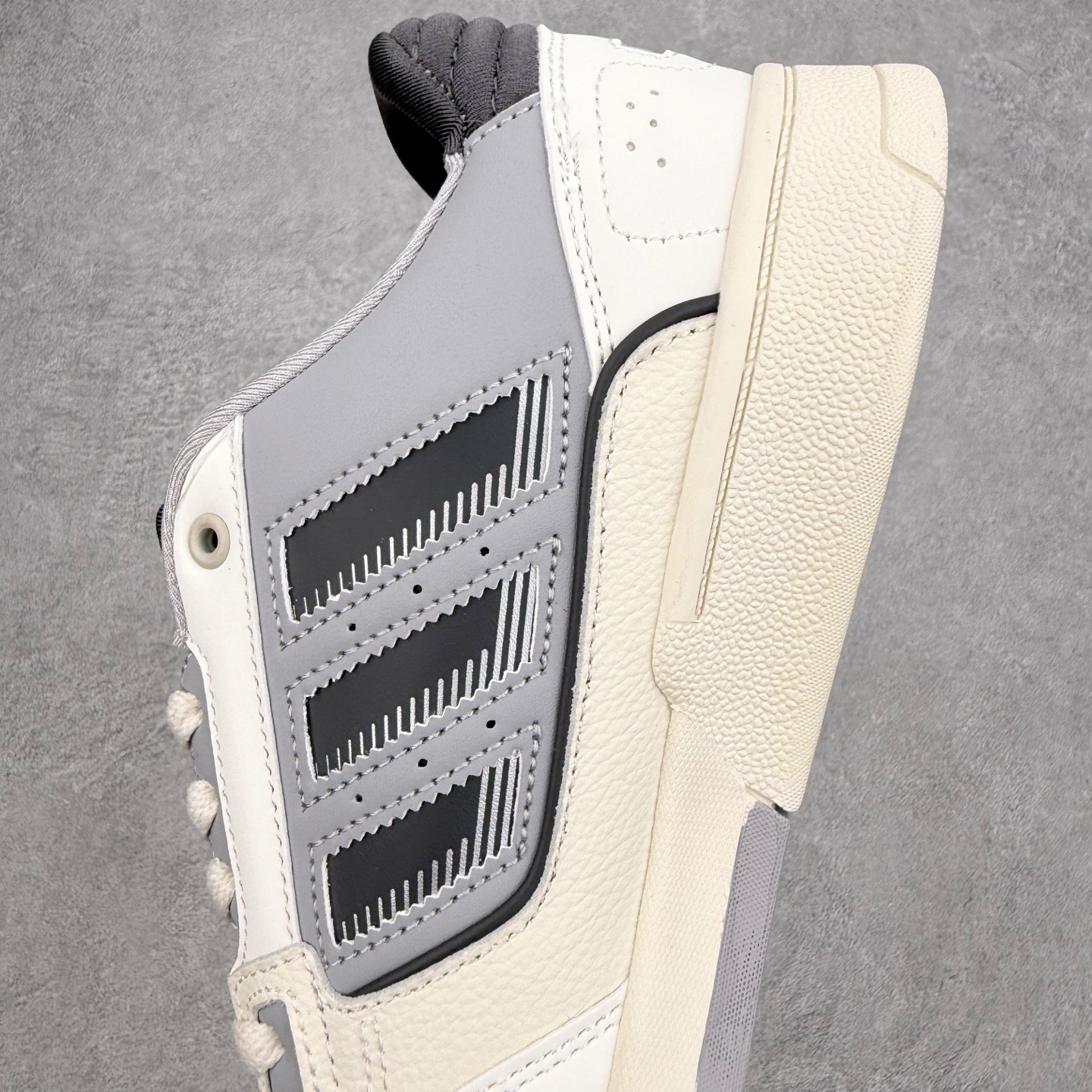 AD Originals DROP STEP Low 2.0 三叶草新款 低帮校园休闲运动板鞋 汇聚80