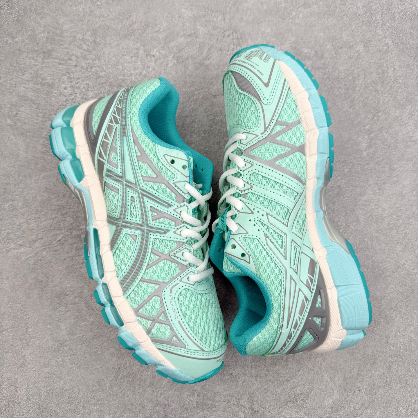 Asics Gel-kayano 20 亚瑟士舒适时尚低帮跑步鞋 GEL-KAYANO 20代问世于20