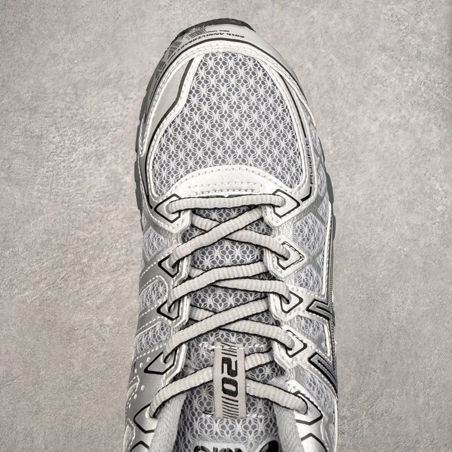 Asics Gel-kayano 20 亚瑟士舒适时尚低帮跑步鞋 GEL-KAYANO 20代问世于20