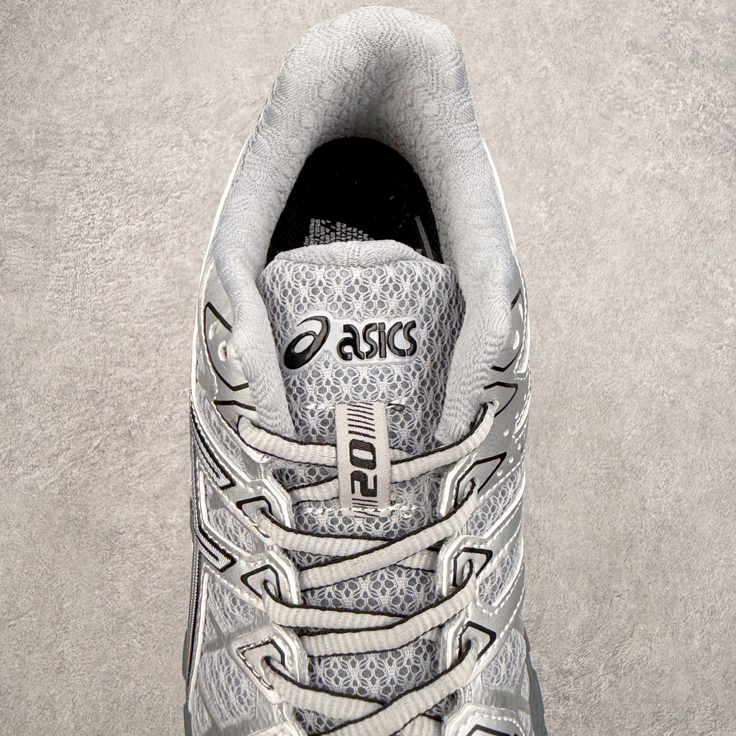 Asics Gel-kayano 20 亚瑟士舒适时尚低帮跑步鞋 GEL-KAYANO 20代问世于20