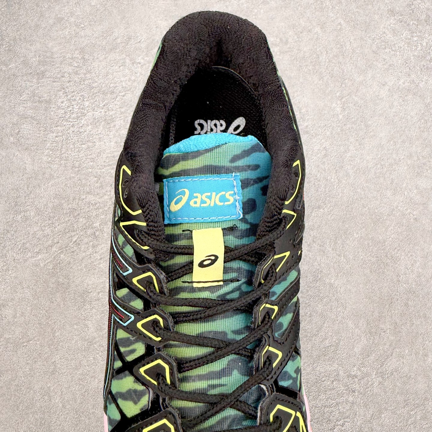 Asics Gel-kayano 20 亚瑟士舒适时尚低帮跑步鞋 GEL-KAYANO 20代问世于20