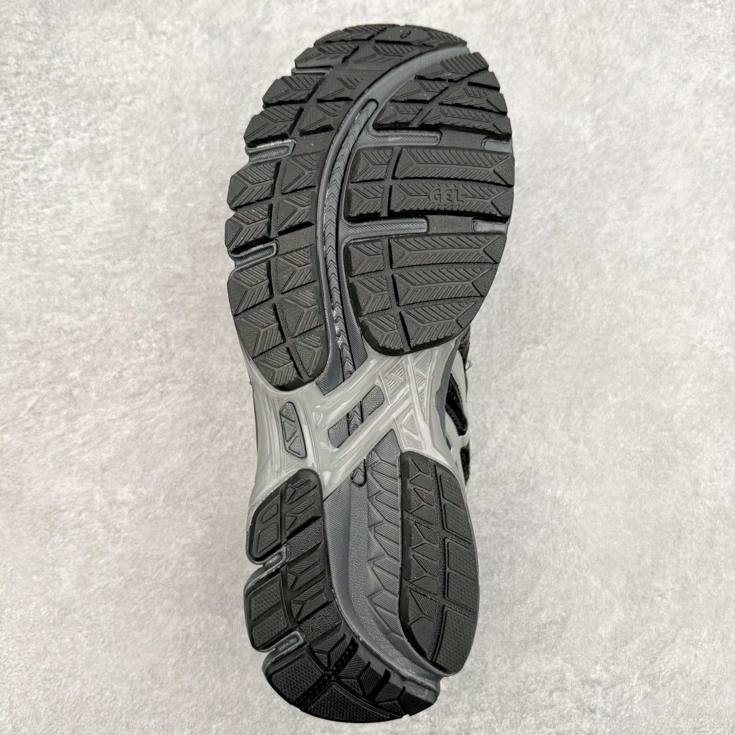 Asics Gel-kayano 20 亚瑟士舒适时尚低帮跑步鞋 GEL-KAYANO 20代问世于20