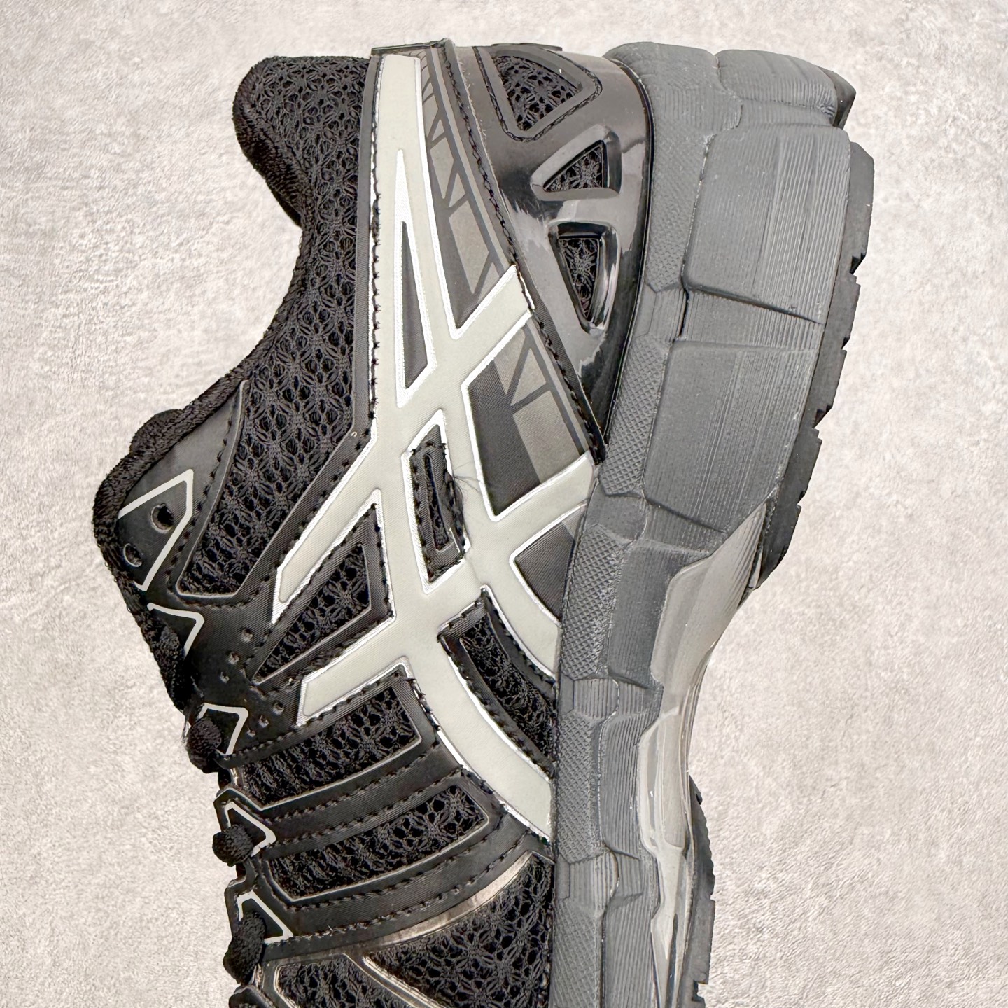 Asics Gel-kayano 20 亚瑟士舒适时尚低帮跑步鞋 GEL-KAYANO 20代问世于20