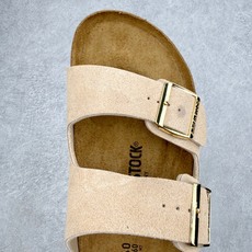 #福利特价‼️Birkenstock Arizona 系列勃肯皮革绒面双扣时尚凉拖鞋 牛皮绒面革质地柔软 #福利特价‼️Birkenstock Arizona 系列勃肯皮革绒面双扣时尚凉拖鞋 牛皮绒面革质地柔软