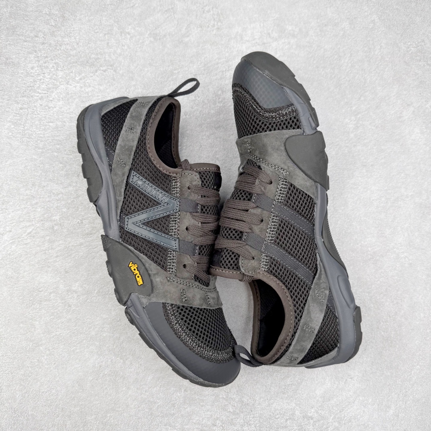 New Balance MT10 NB新百伦薄底赤足鞋减震防滑透气低帮休闲跑步鞋 尺码：36 37 37