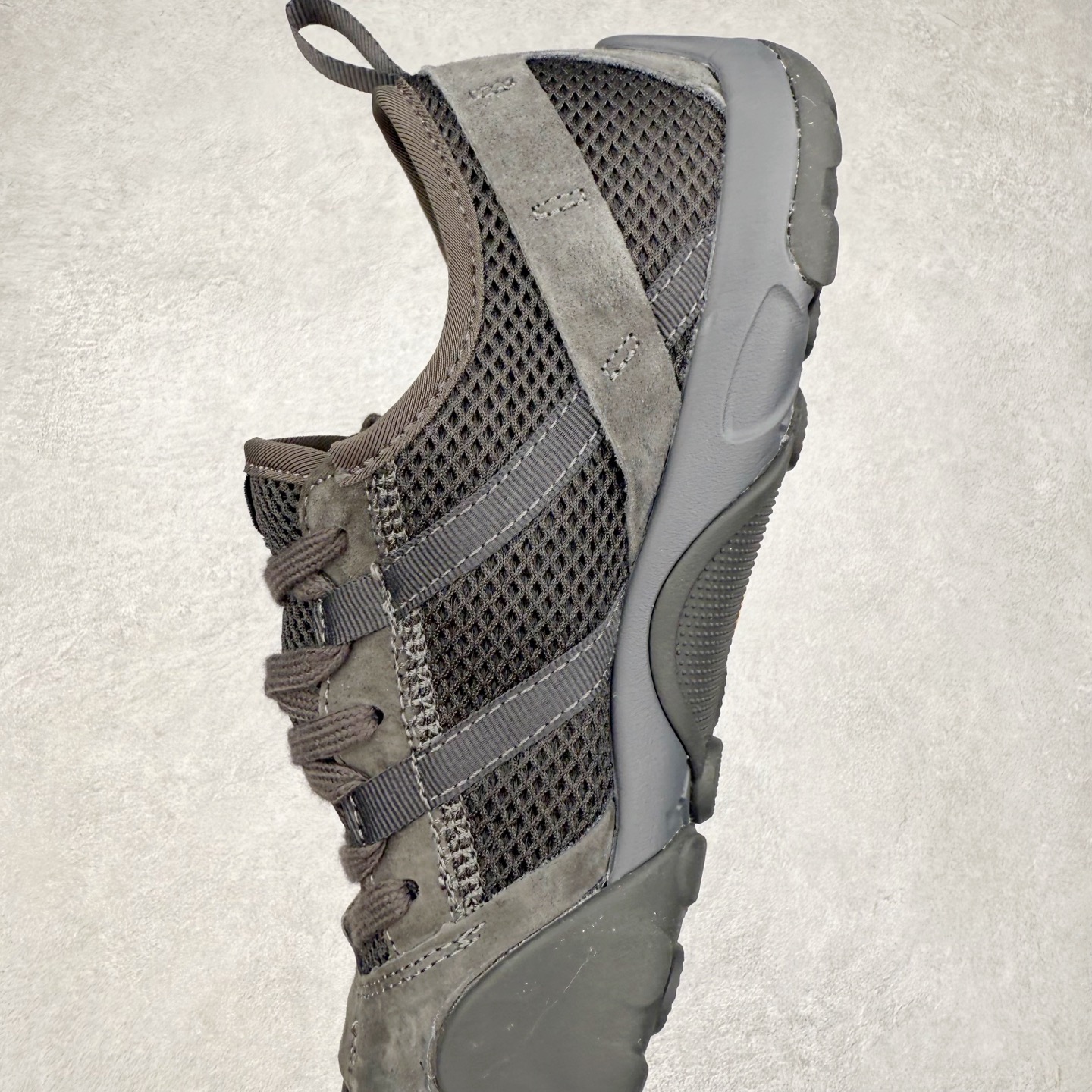 New Balance MT10 NB新百伦薄底赤足鞋减震防滑透气低帮休闲跑步鞋 尺码：36 37 37