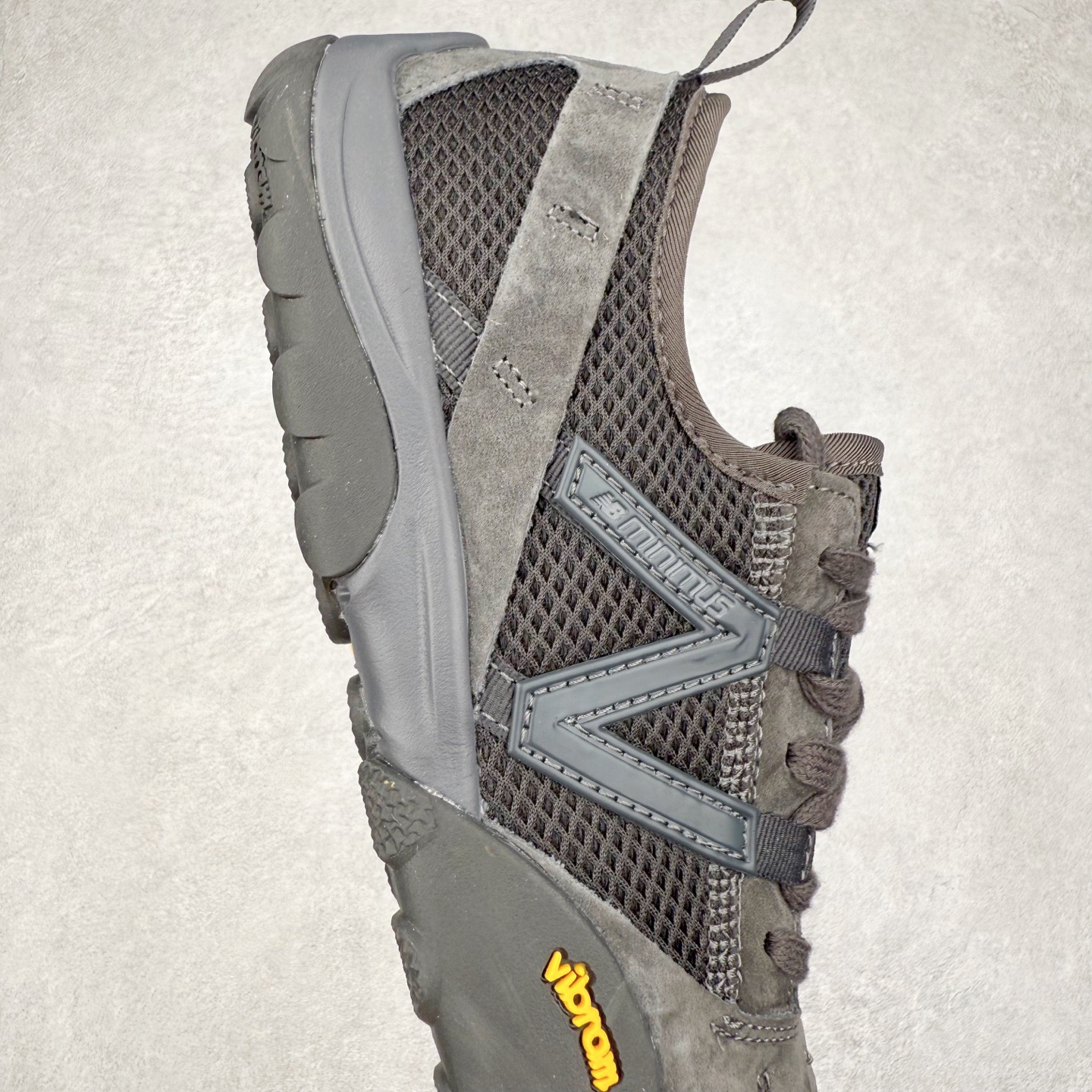 New Balance MT10 NB新百伦薄底赤足鞋减震防滑透气低帮休闲跑步鞋 尺码：36 37 37