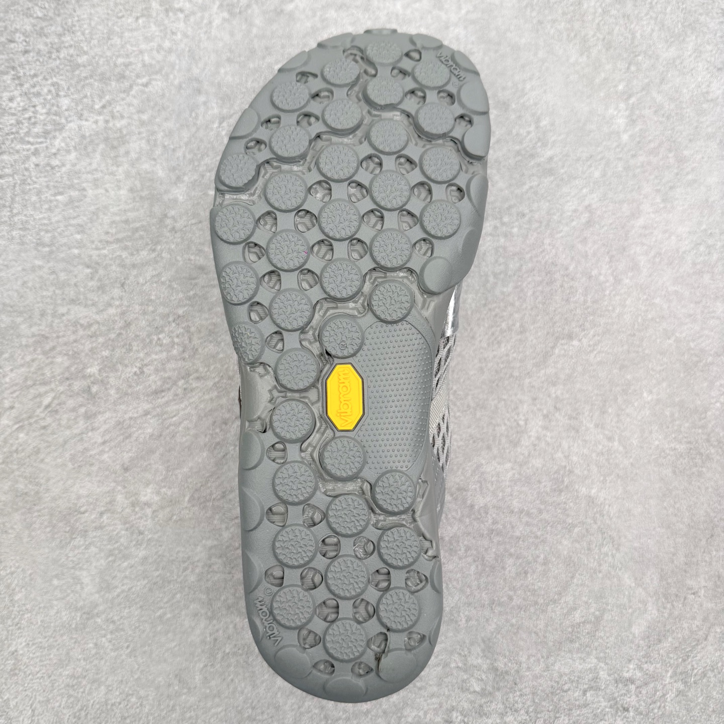 New Balance MT10 NB新百伦薄底赤足鞋减震防滑透气低帮休闲跑步鞋 尺码：36 37 37
