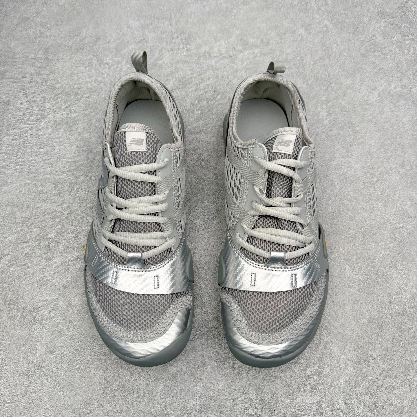New Balance MT10 NB新百伦薄底赤足鞋减震防滑透气低帮休闲跑步鞋 尺码：36 37 37