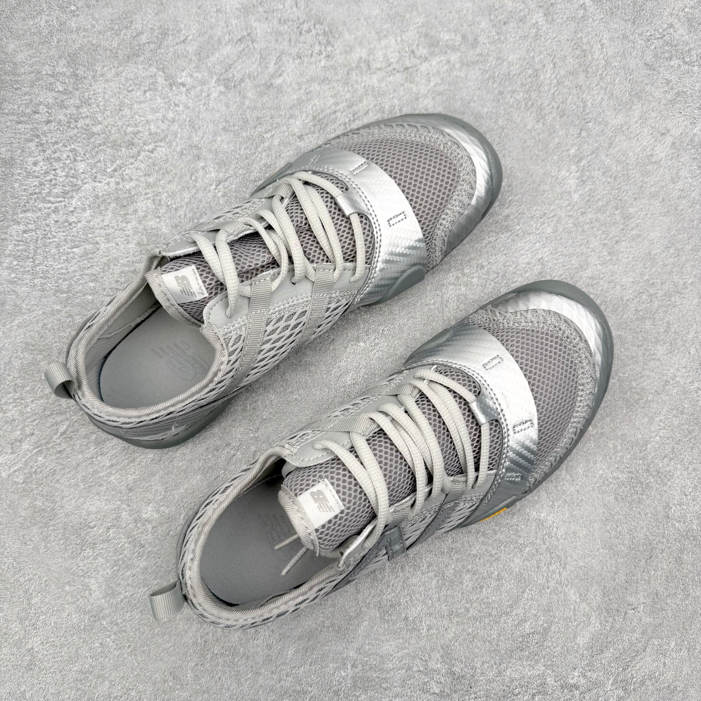 New Balance MT10 NB新百伦薄底赤足鞋减震防滑透气低帮休闲跑步鞋 尺码：36 37 37