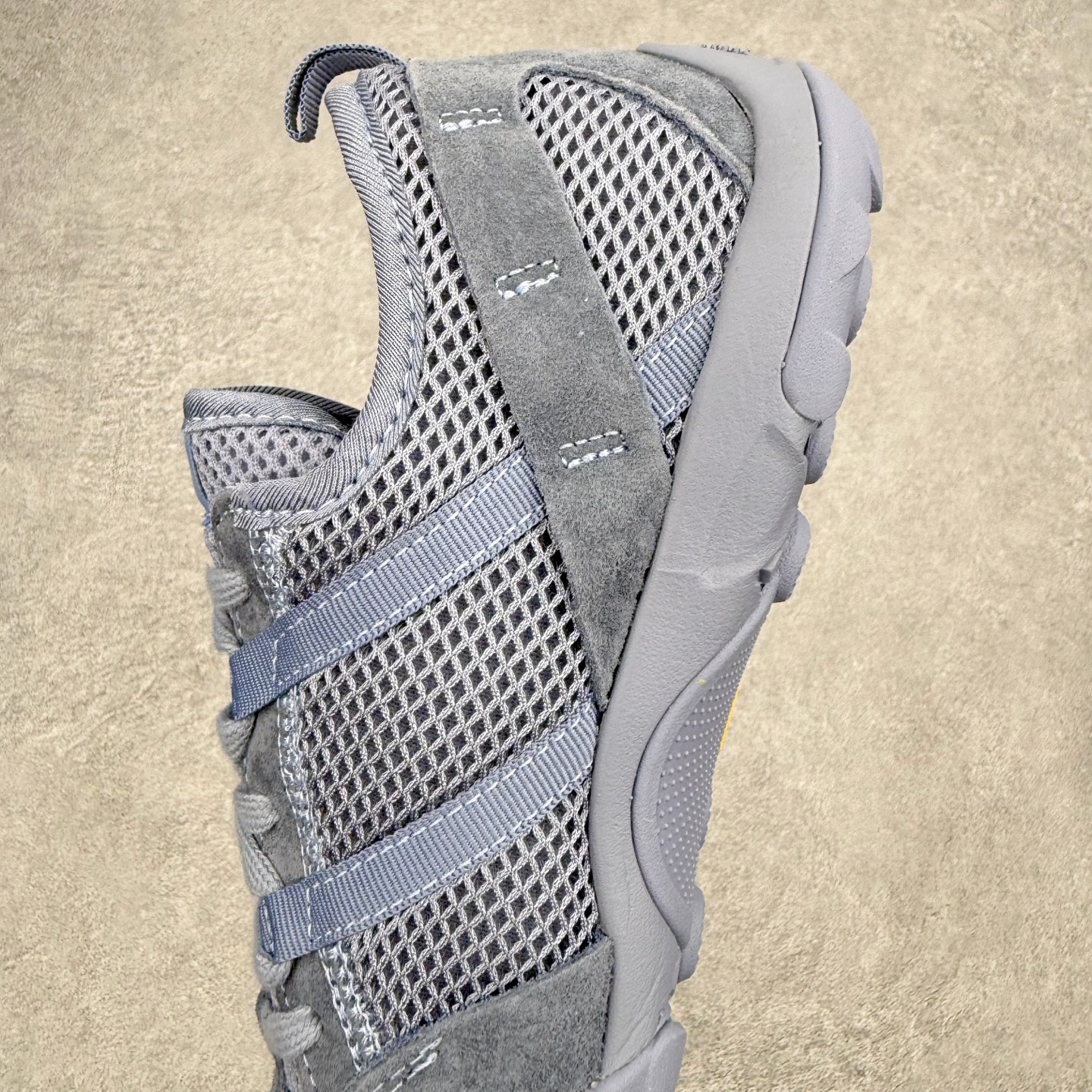 New Balance MT10 NB新百伦薄底赤足鞋减震防滑透气低帮休闲跑步鞋 尺码：36 37 37