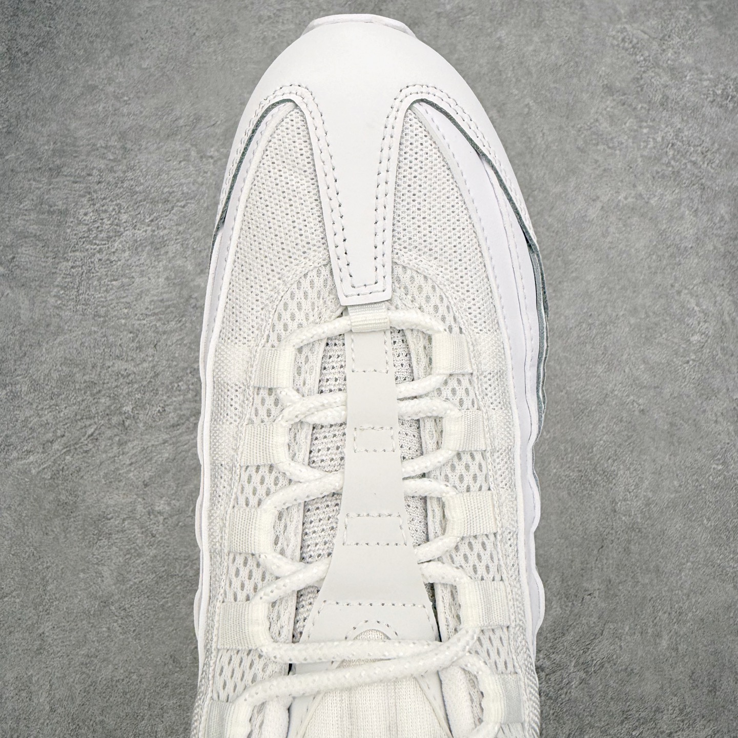 NK Air Max 95 复古减震气垫跑鞋 HM8755-100 经典重温 外单专供大厂出品 品质稳定