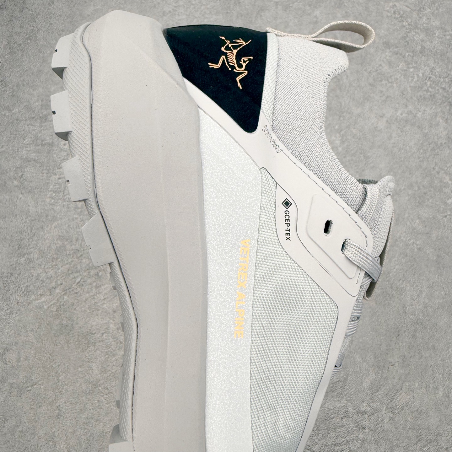 Arcteryx Vertex Alpine GTX 始祖鸟阿尔卑斯山顶峰系列低帮越野徒步户外运动登山运