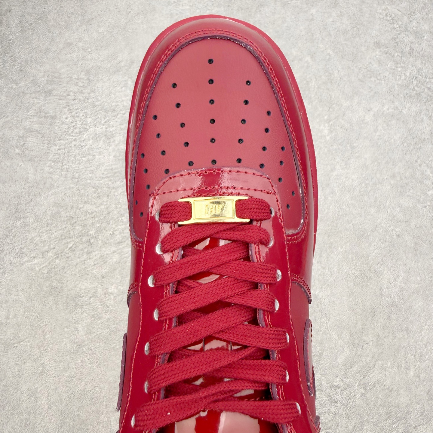 NK Air Force 1´07 Low Patent Pack 空军一号低帮百搭休闲运动板鞋 IO9