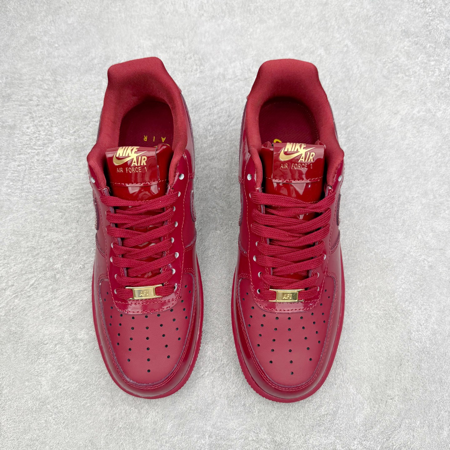 NK Air Force 1´07 Low Patent Pack 空军一号低帮百搭休闲运动板鞋 IO9