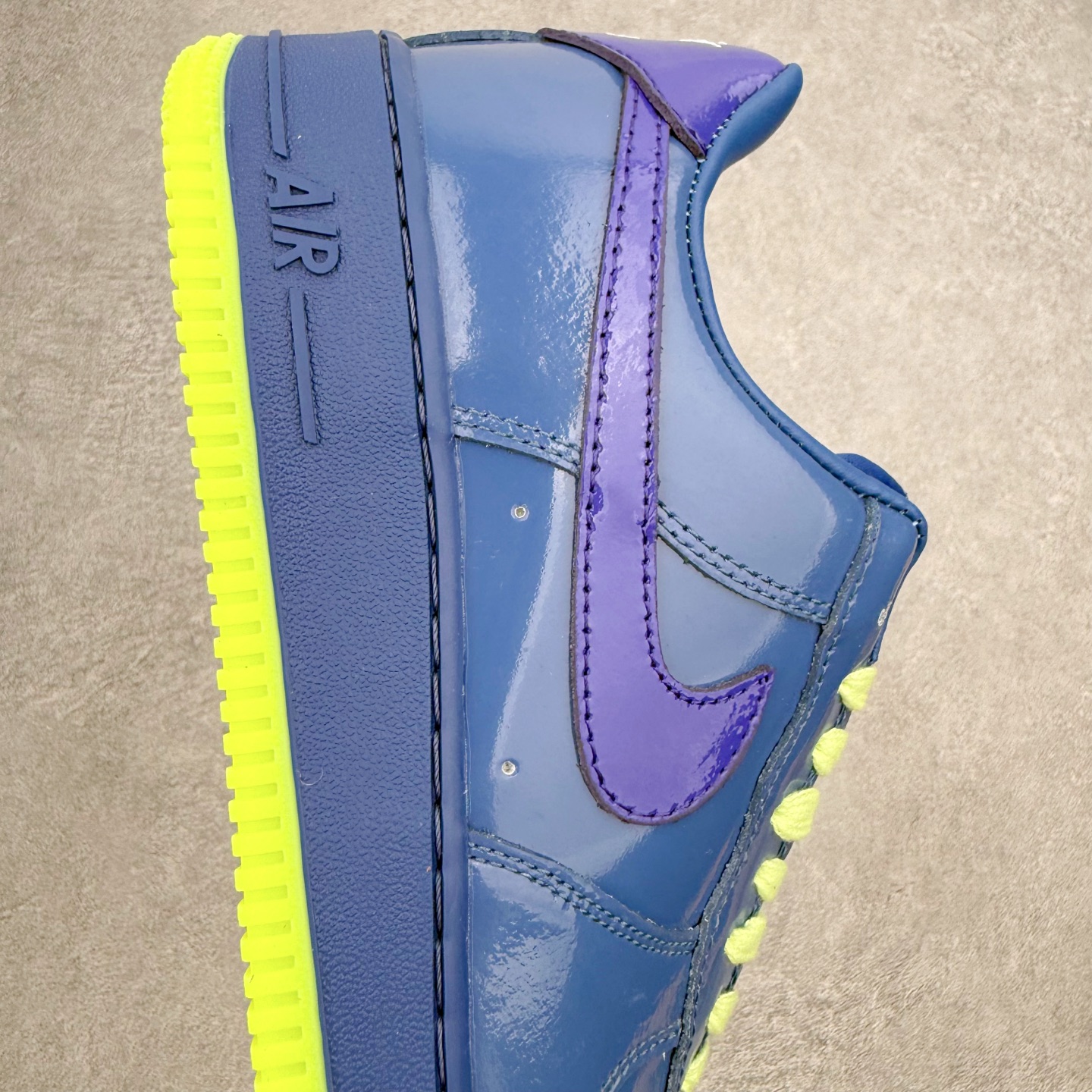 NK Air Force 1´07 Low Patent Pack 空军一号低帮百搭休闲运动板鞋 IO4