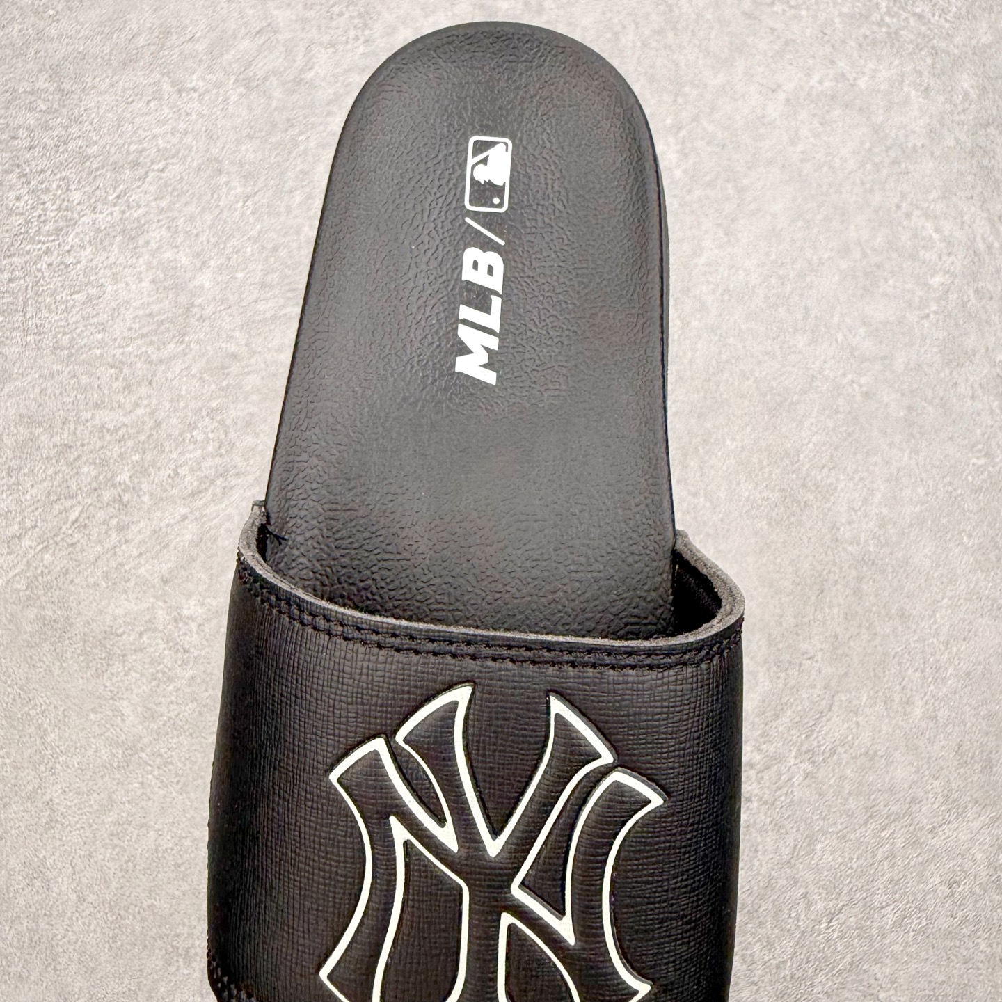 MLB baseball League Slippers 美国榄球洋基队限定字母拖百搭潮流款情侣休闲运动