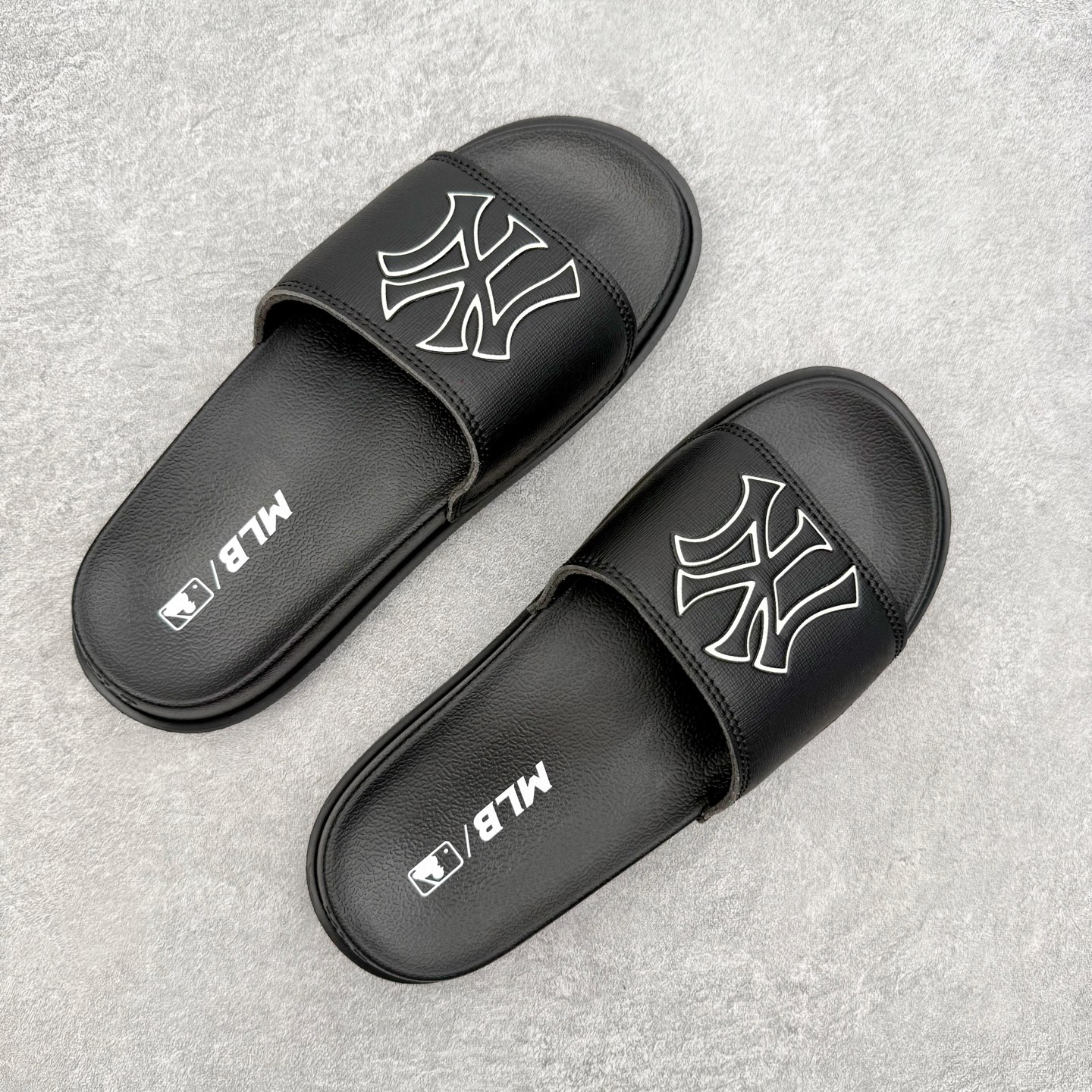 MLB baseball League Slippers 美国榄球洋基队限定字母拖百搭潮流款情侣休闲运动