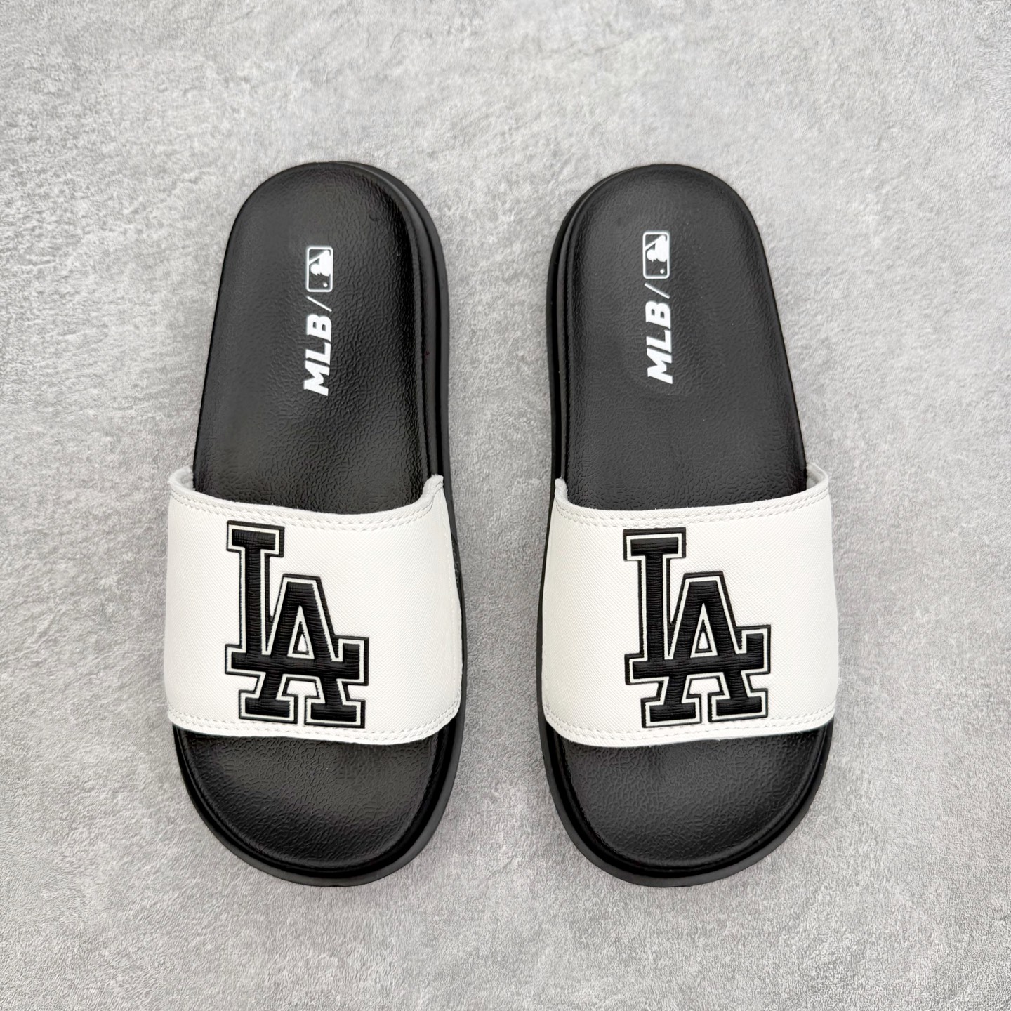 MLB baseball League Slippers 美国榄球洋基队限定字母拖百搭潮流款情侣休闲运动