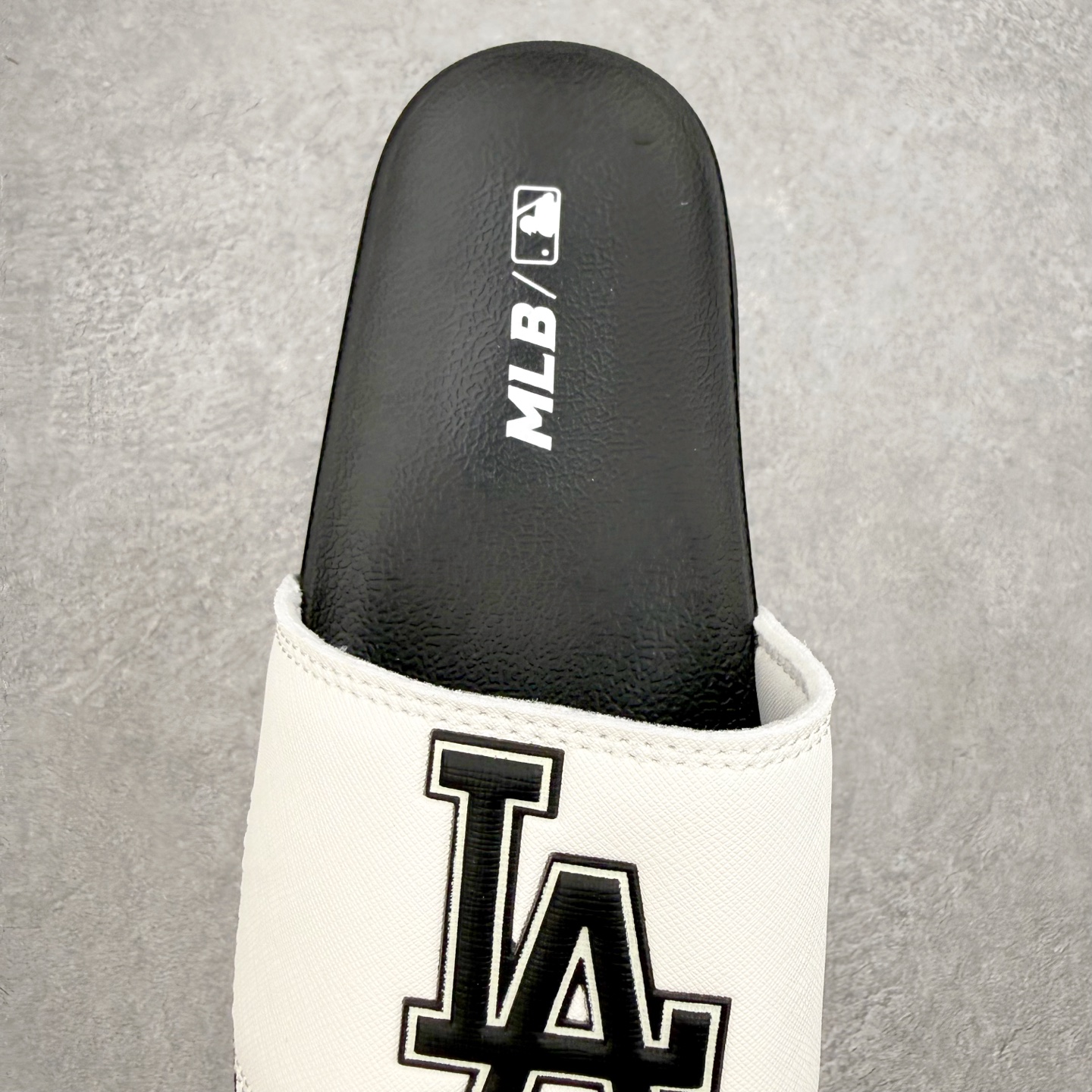 MLB baseball League Slippers 美国榄球洋基队限定字母拖百搭潮流款情侣休闲运动