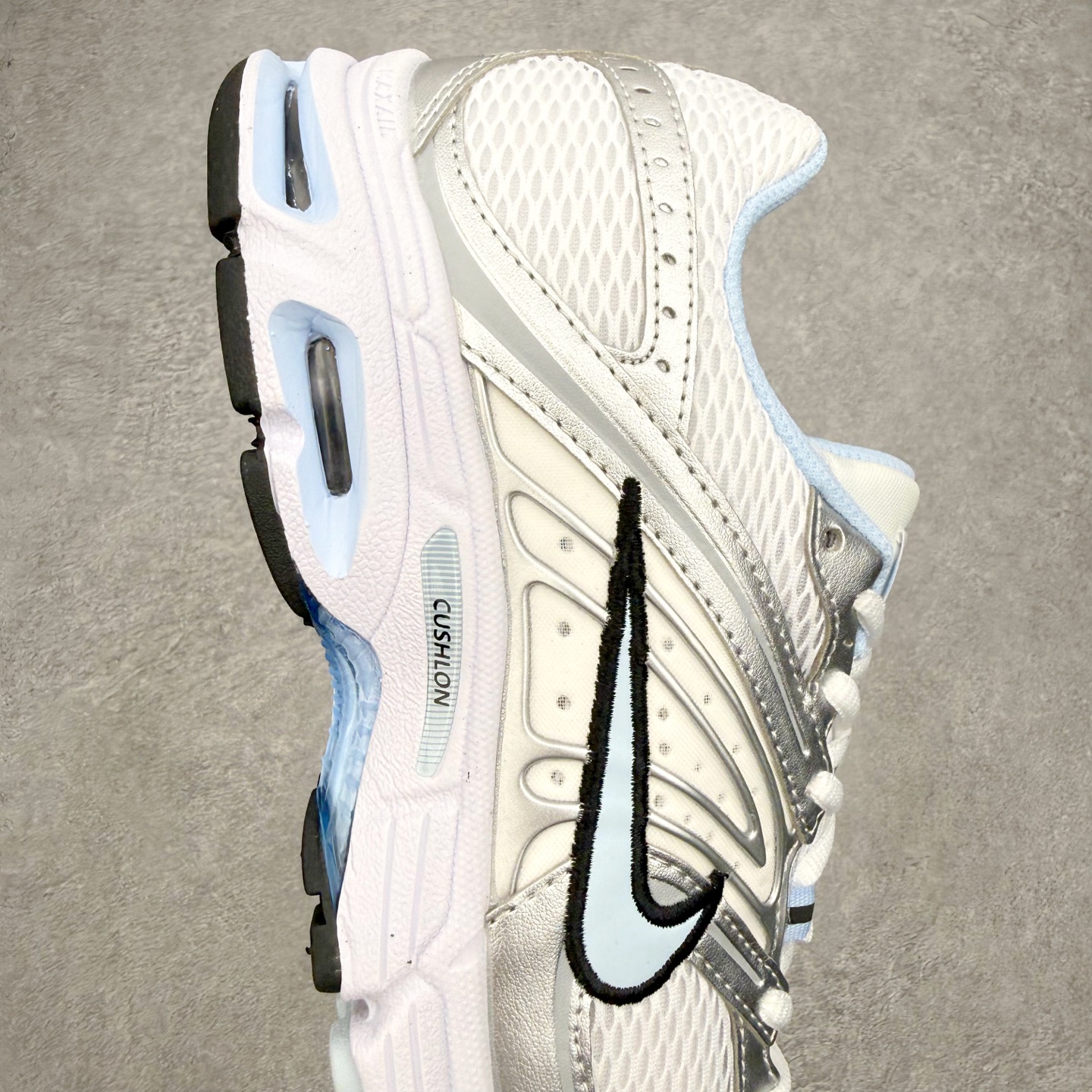 NK Air Max Moto 2K 舒适百搭耐磨 低帮跑步鞋 实拍调校N版已经零色差零失真 百分百还原