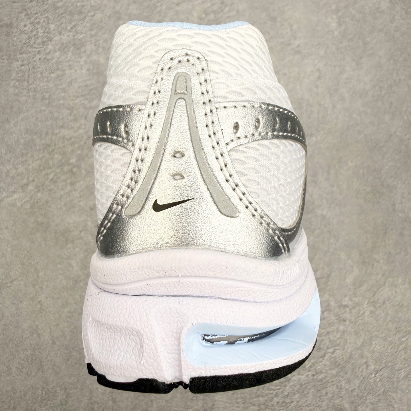 NK Air Max Moto 2K 舒适百搭耐磨 低帮跑步鞋 实拍调校N版已经零色差零失真 百分百还原