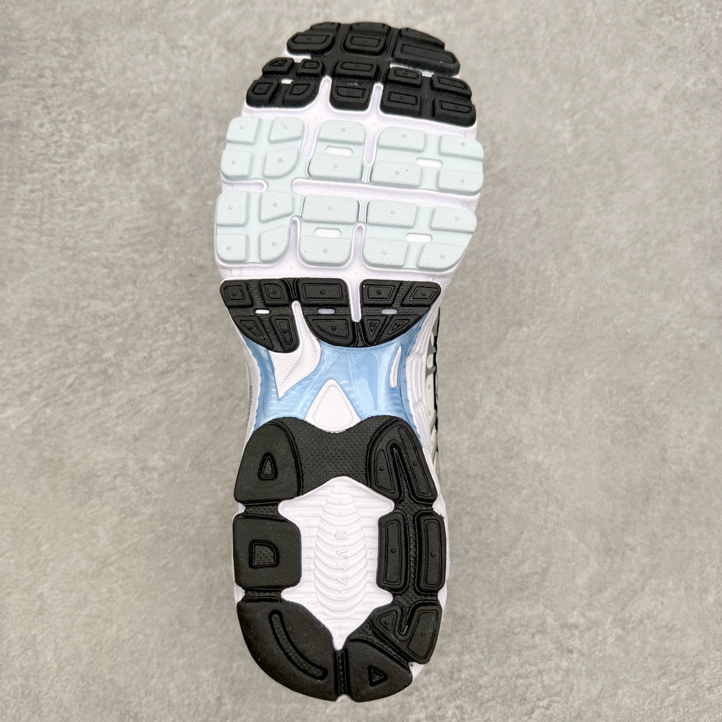 NK Air Max Moto 2K 舒适百搭耐磨 低帮跑步鞋 实拍调校N版已经零色差零失真 百分百还原