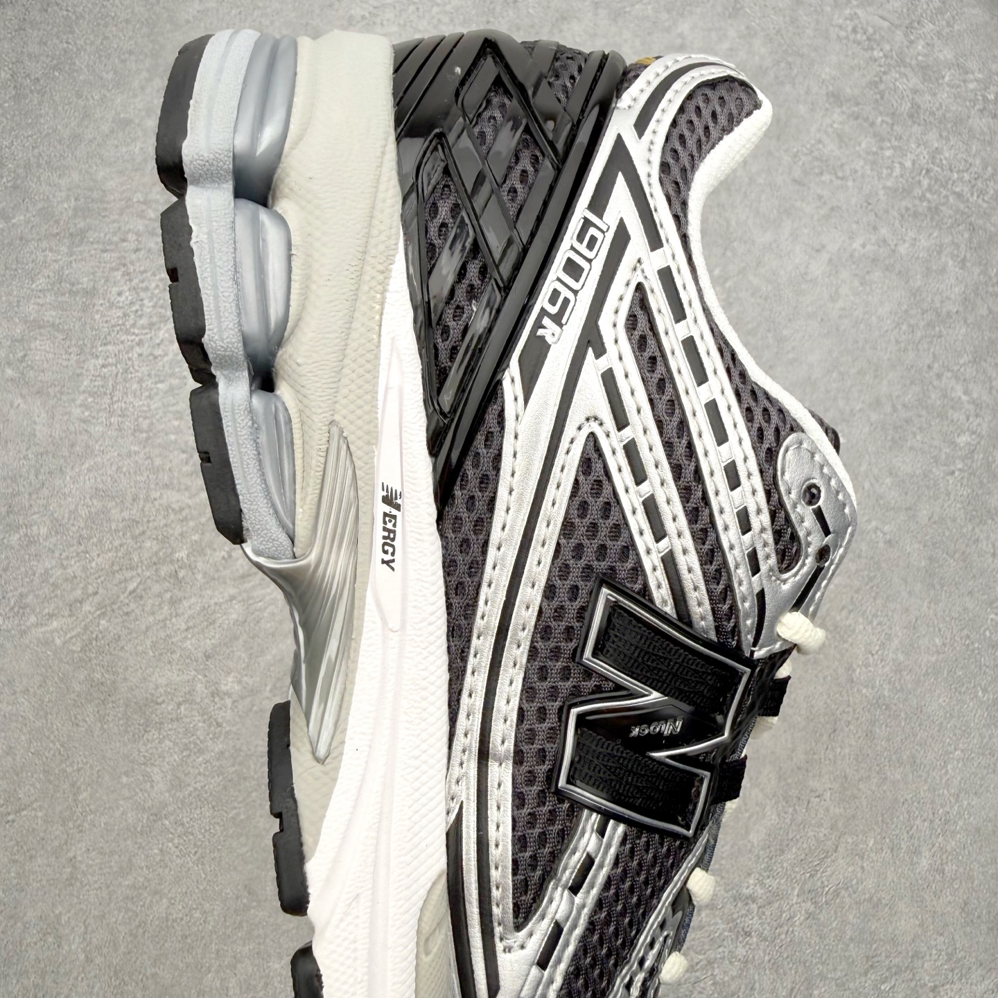 New Balance M1906R NB新百伦系列复古老爹风休闲运动慢跑鞋 日韩出口特供订单 全网最全