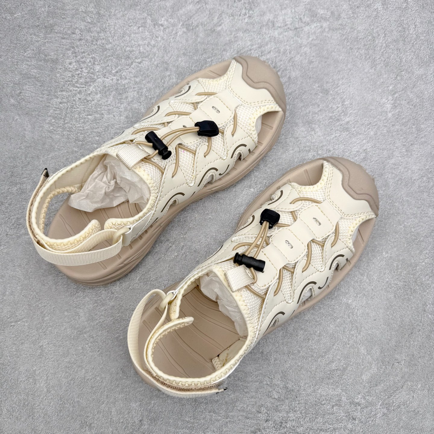 ecco爱步 BIOM LITE W 25秋舒适百搭时尚气质低帮生活休闲鞋凉鞋 ECCO以三大核心特征为