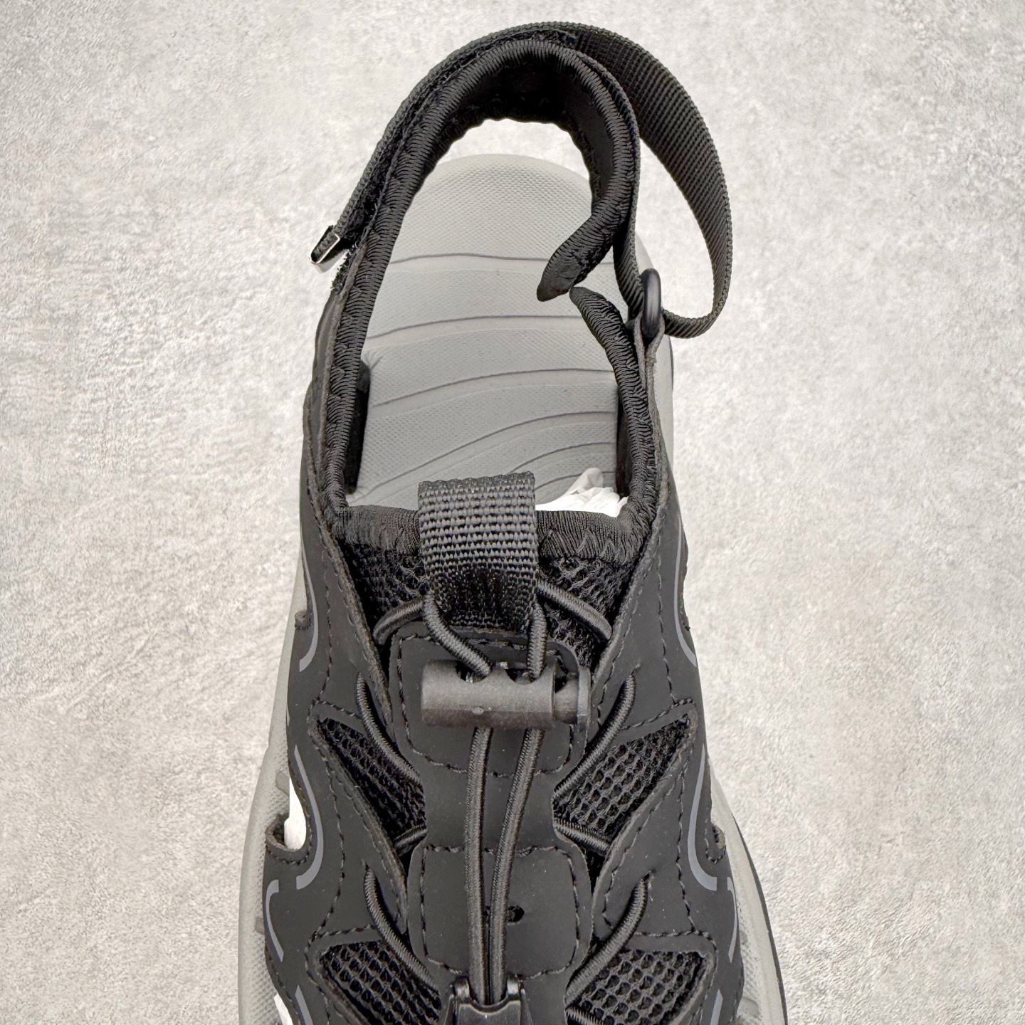 ecco爱步 BIOM LITE W 25秋舒适百搭时尚气质低帮生活休闲鞋凉鞋 ECCO以三大核心特征为