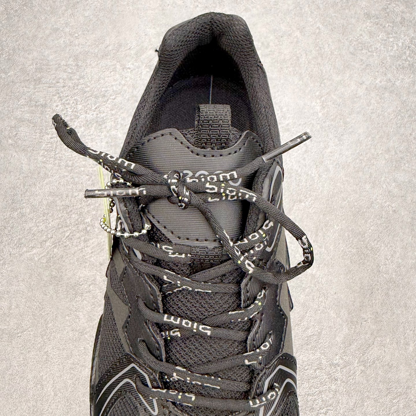 ECCo爱步 Biom C Trail 时尚简约牛皮减震耐磨低帮休闲跑步鞋 ECCO以三大核心特征为依托