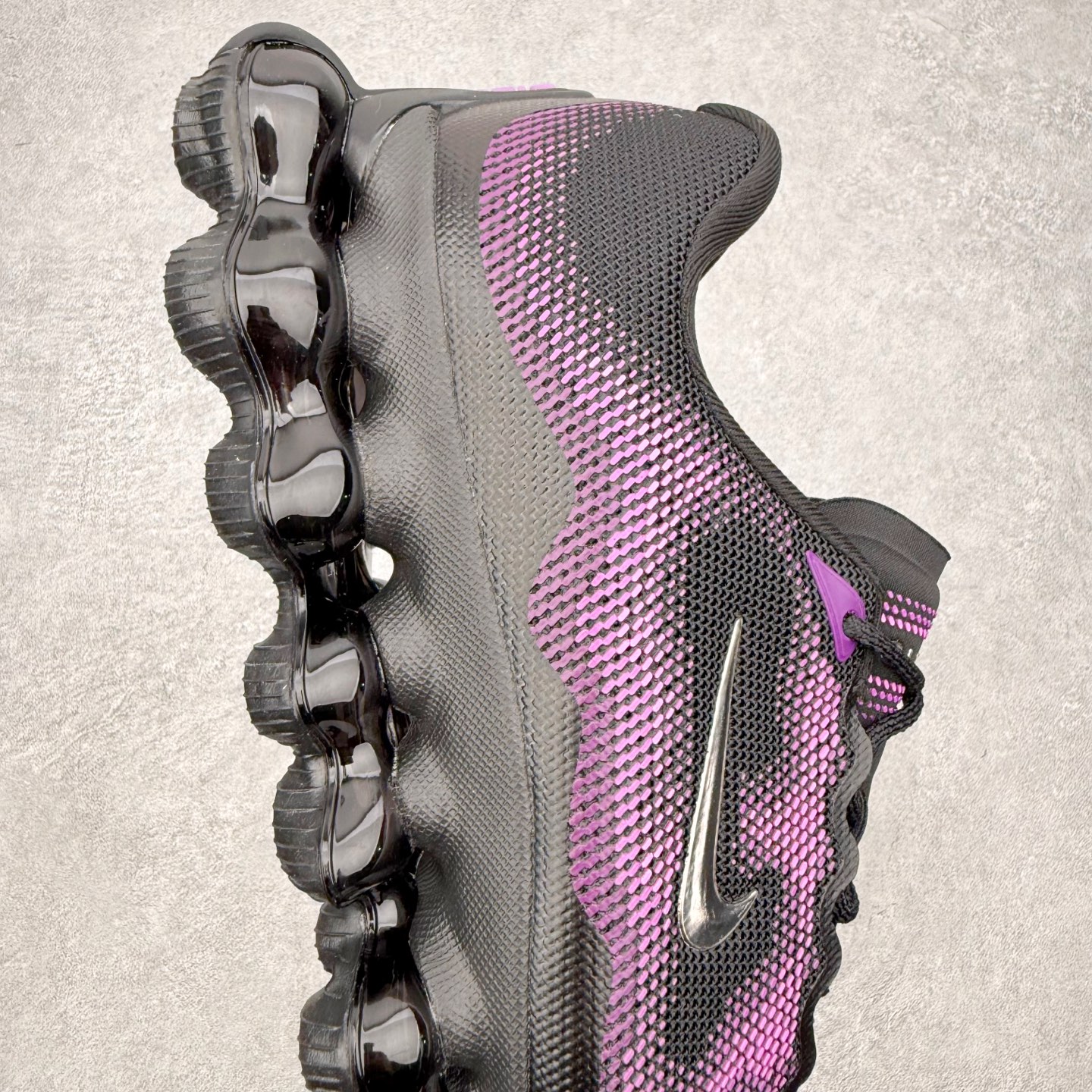 NK AIR LIQUID MAX 2026S 毒箭蛙新款气垫跑步鞋 Liquid Max 传承四十年 