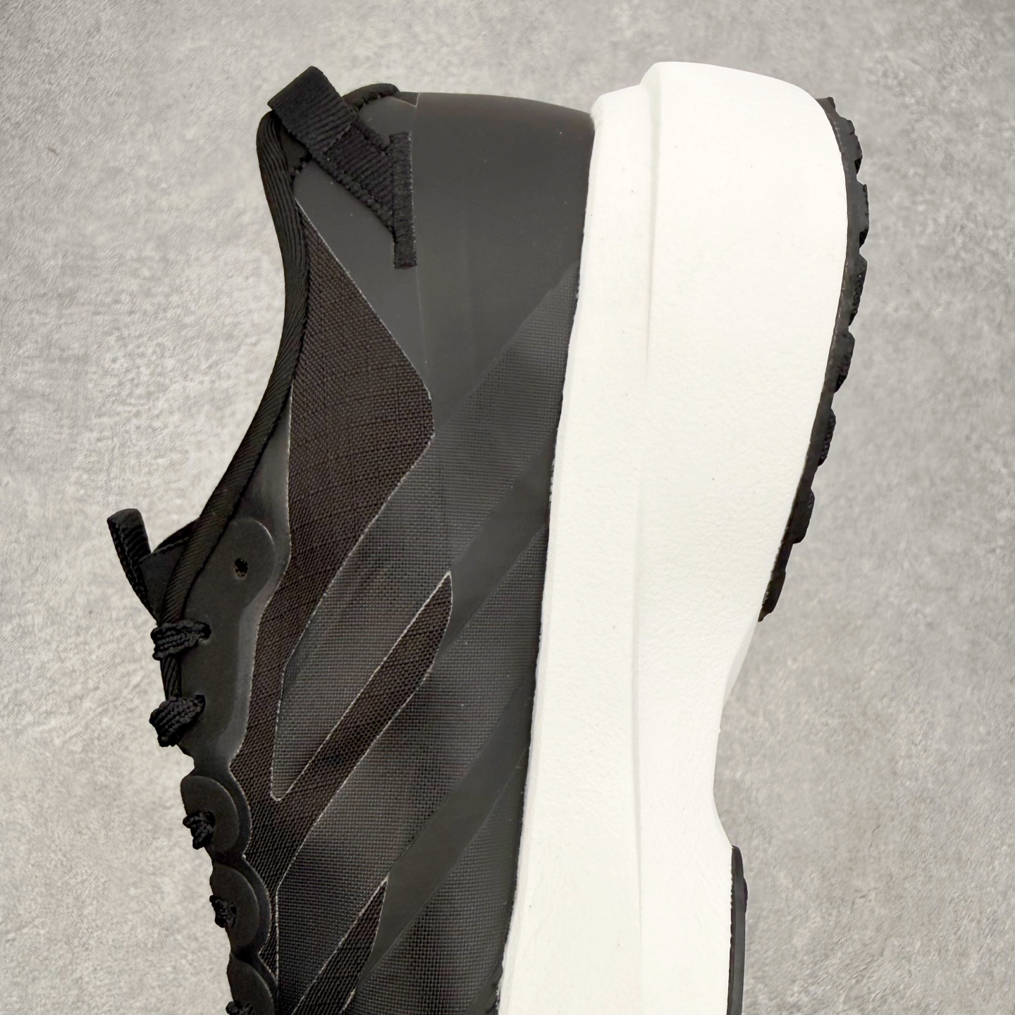 AD Adizero EVO SL ATR M 马拉松竞速专业跑鞋 CELERMESH针织网面非常轻薄 
