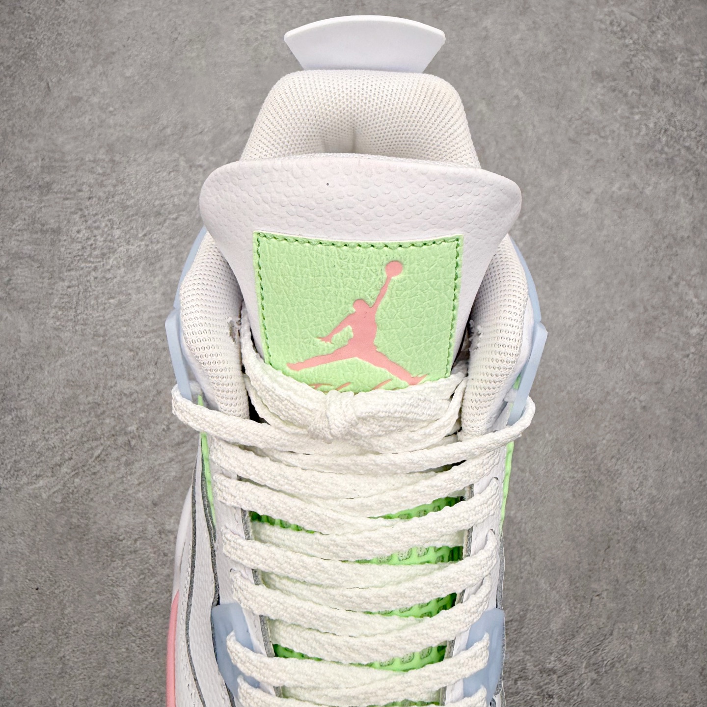 Air Jordan AJ4 Retro Valentine's Day 情人节彩蛋 IB7068-10