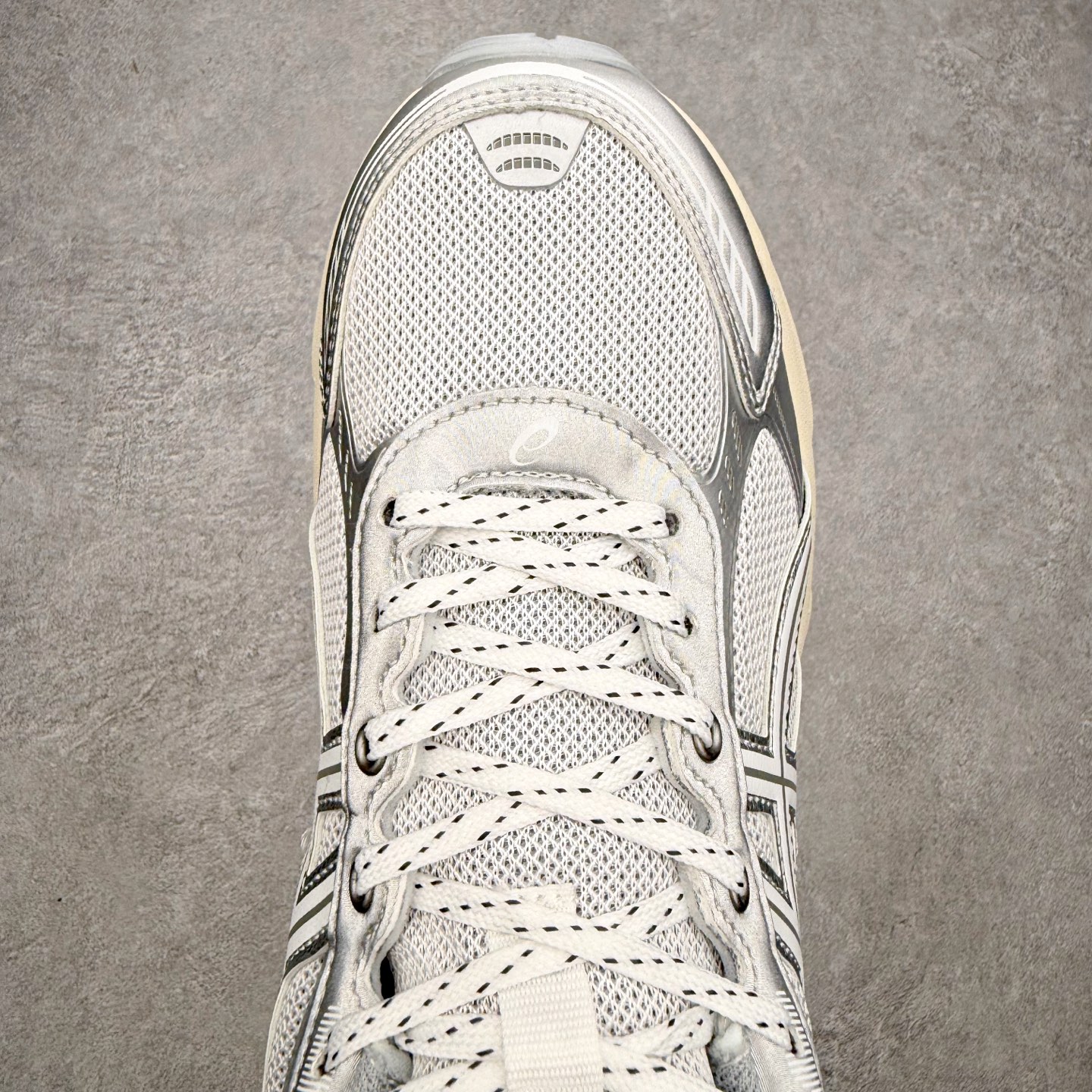 ASICS GEL-KINETIC FLUENT 舒适轻盈支撑回弹低帮休闲城市通勤跑步鞋 男女同款 AS