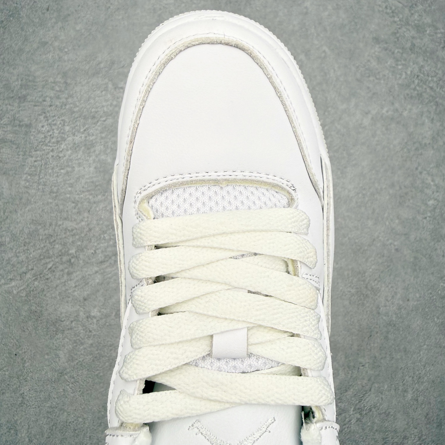 ＃福利特价‼️Air Jordan AJ Flight Court 乔丹低帮复古篮球鞋 设计简约又不失复