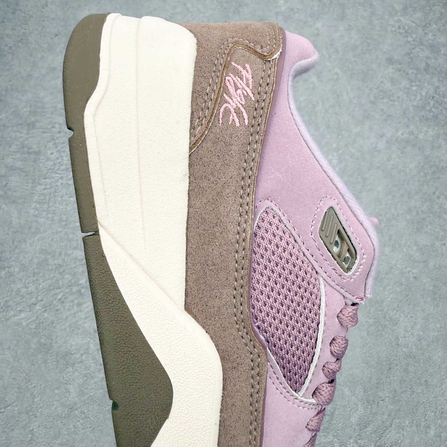 ＃福利特价‼️Air Jordan AJ Flight Court 乔丹低帮复古篮球鞋 设计简约又不失复