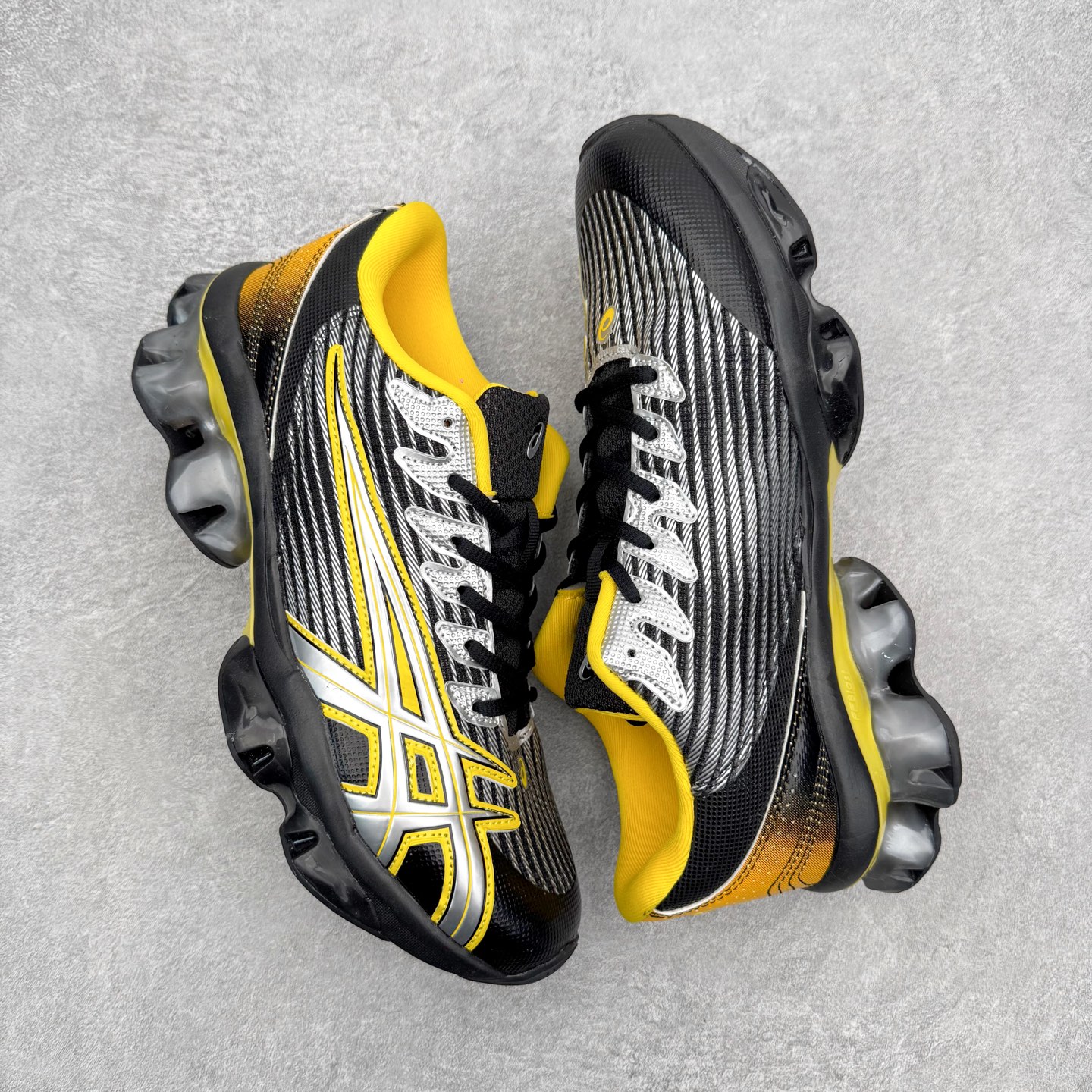 KIKO KOSTADINOV x Asics GEL-Quantum 潮流织物合成革低帮马拉松跑步鞋 