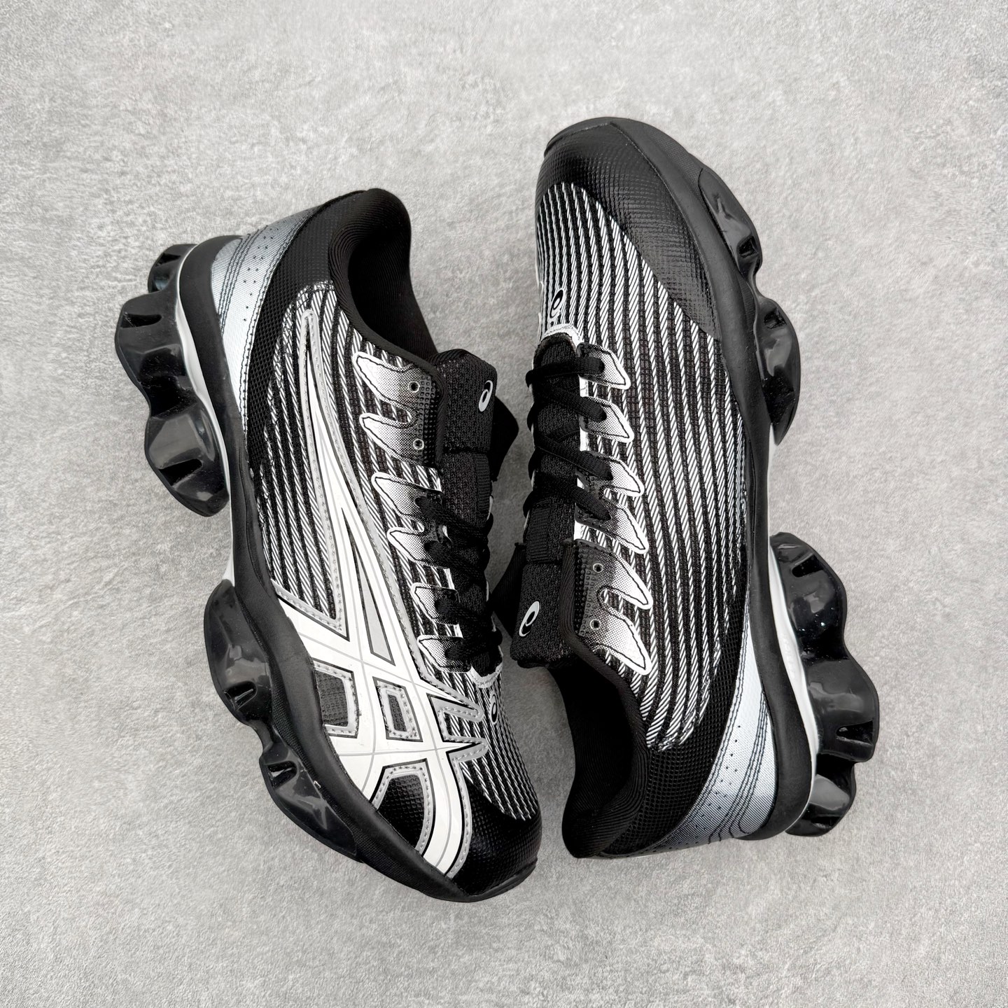 KIKO KOSTADINOV x Asics GEL-Quantum 潮流织物合成革低帮马拉松跑步鞋 